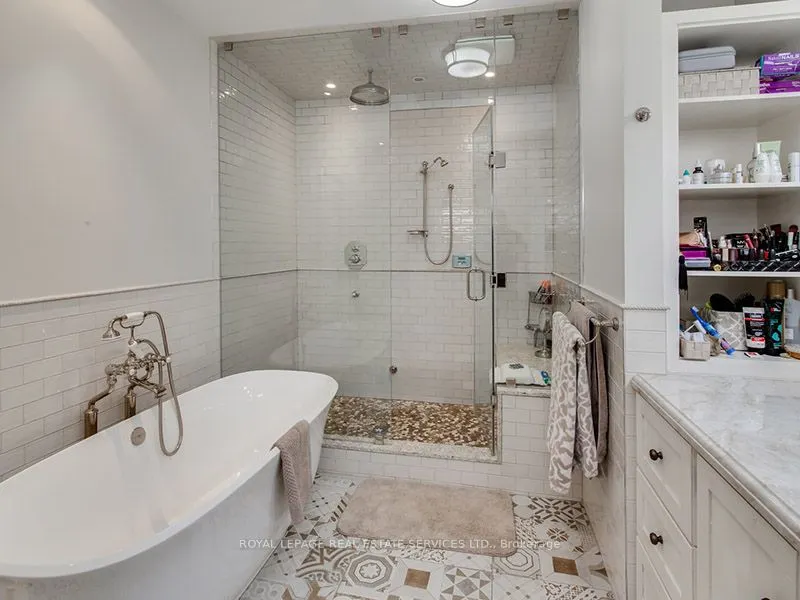 441 Oriole Parkway