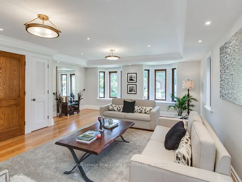 441 Oriole Parkway