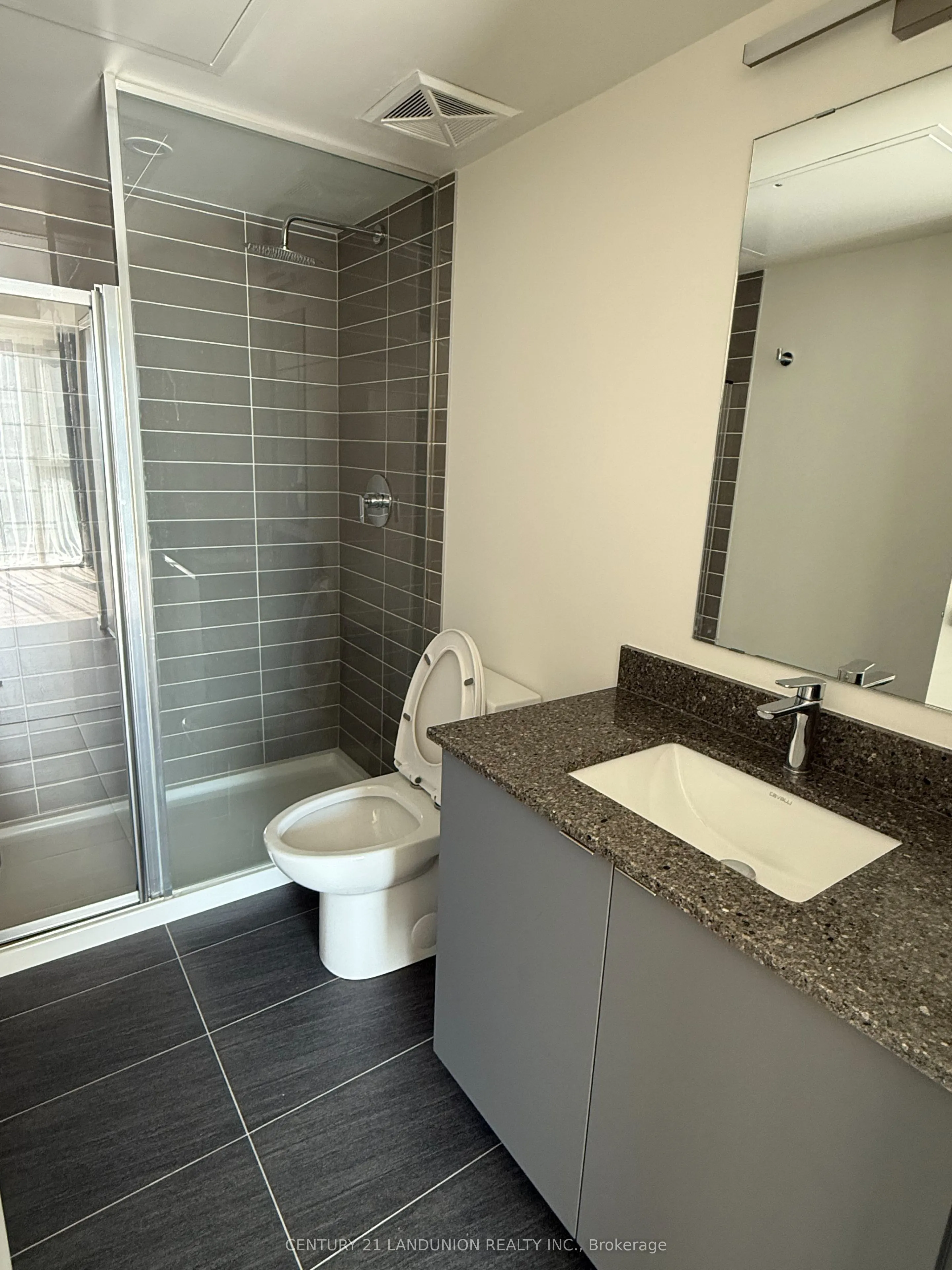 500 Wilson Avenue, #207