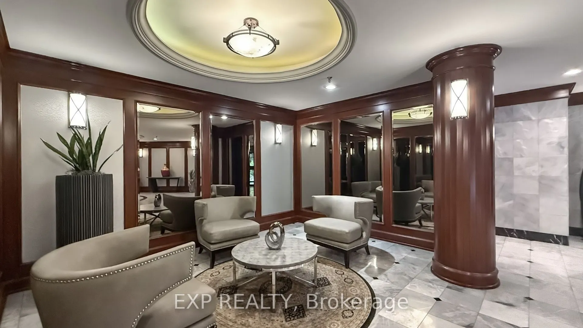1121 Steeles Avenue W