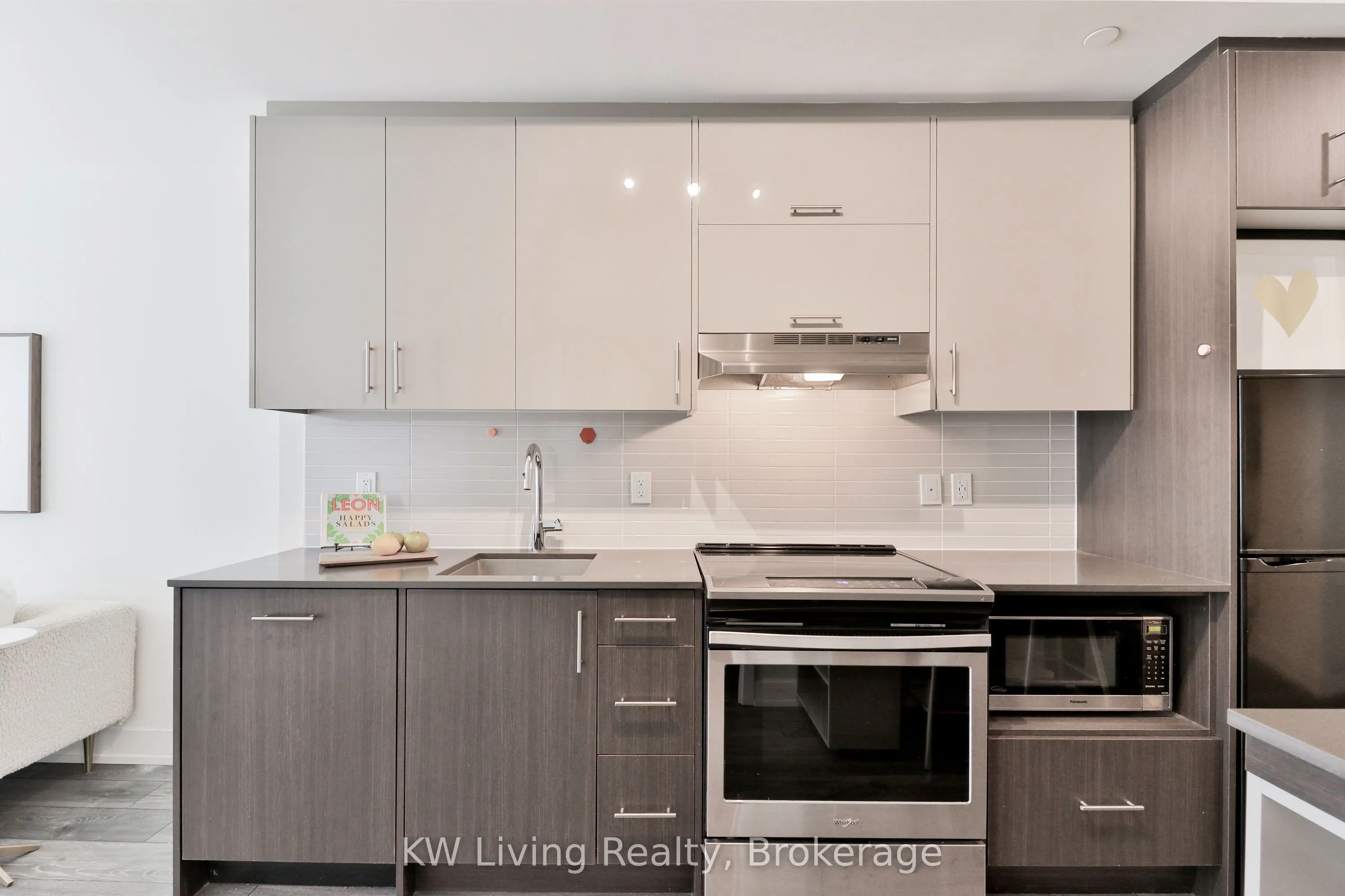 180 Fairview Mall Drive, #1210