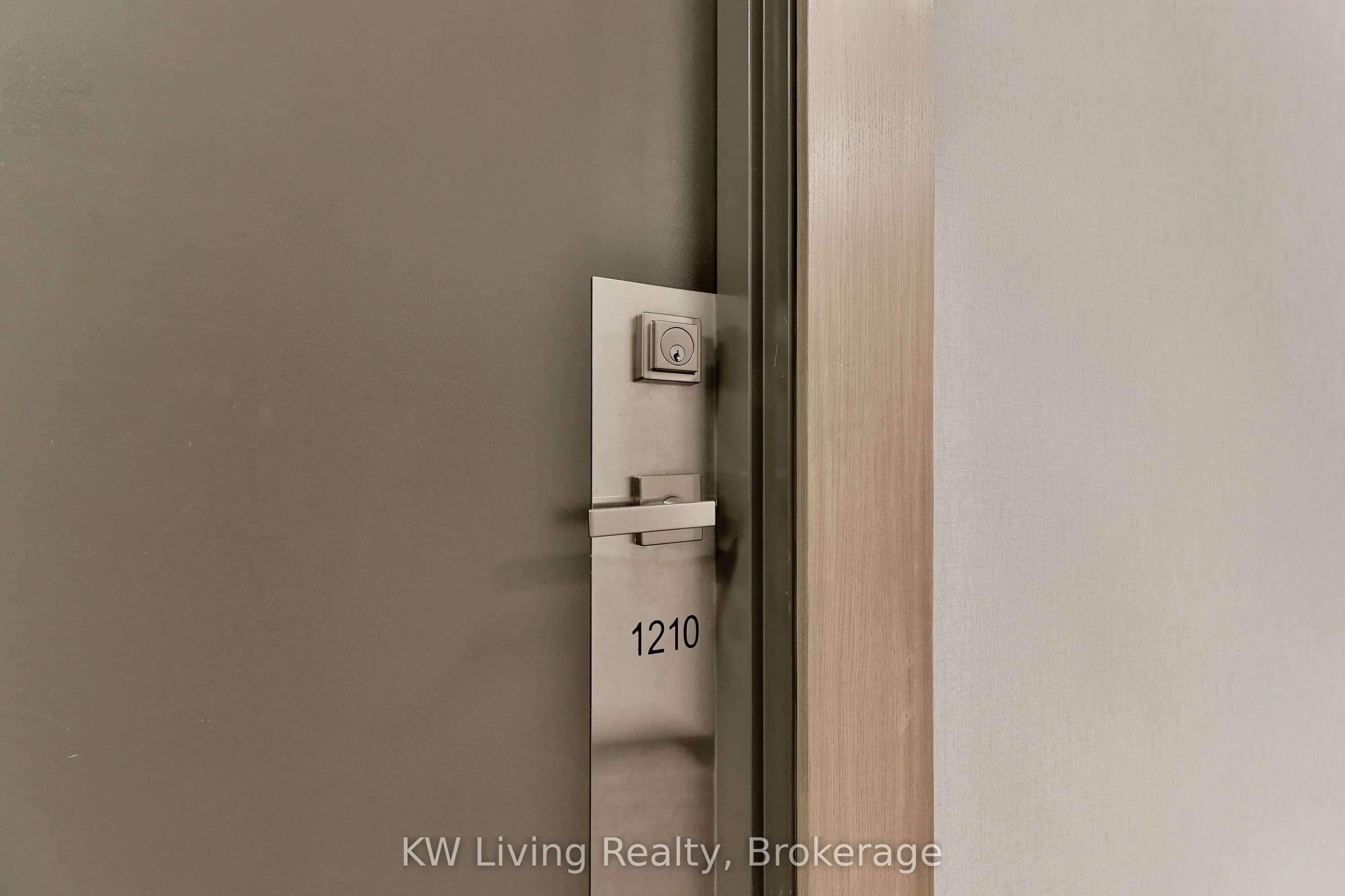 180 Fairview Mall Drive, #1210
