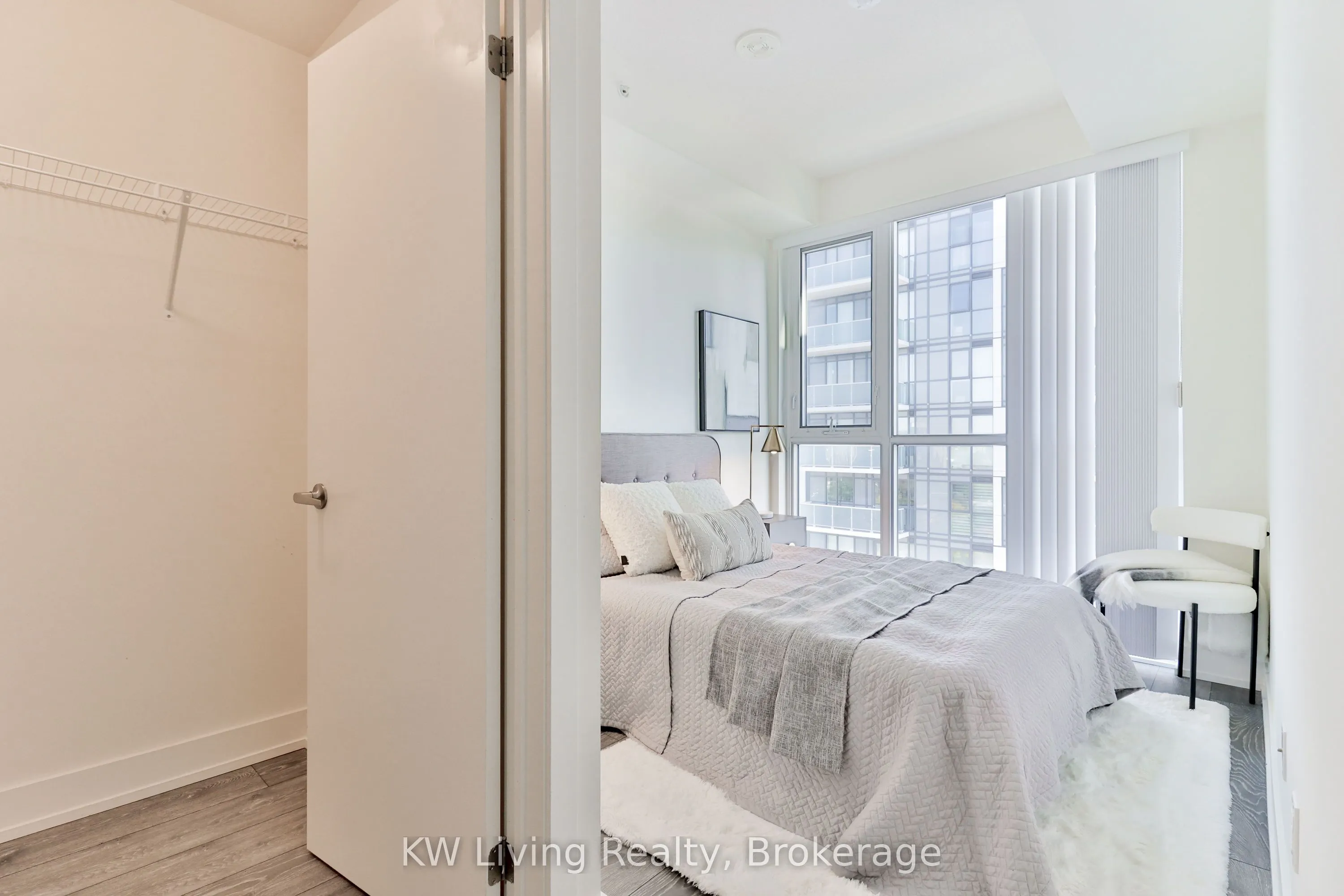180 Fairview Mall Drive, #1210