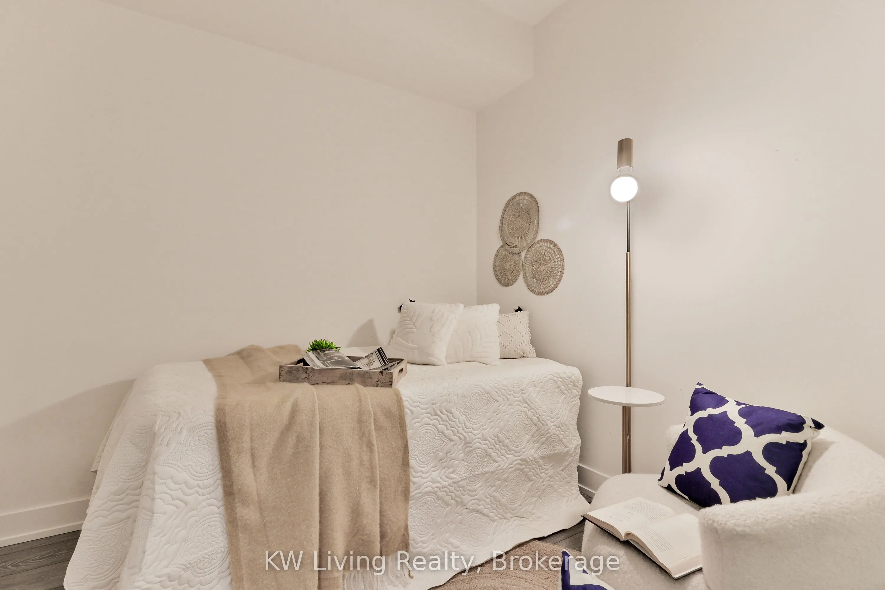 180 Fairview Mall Drive, #1210
