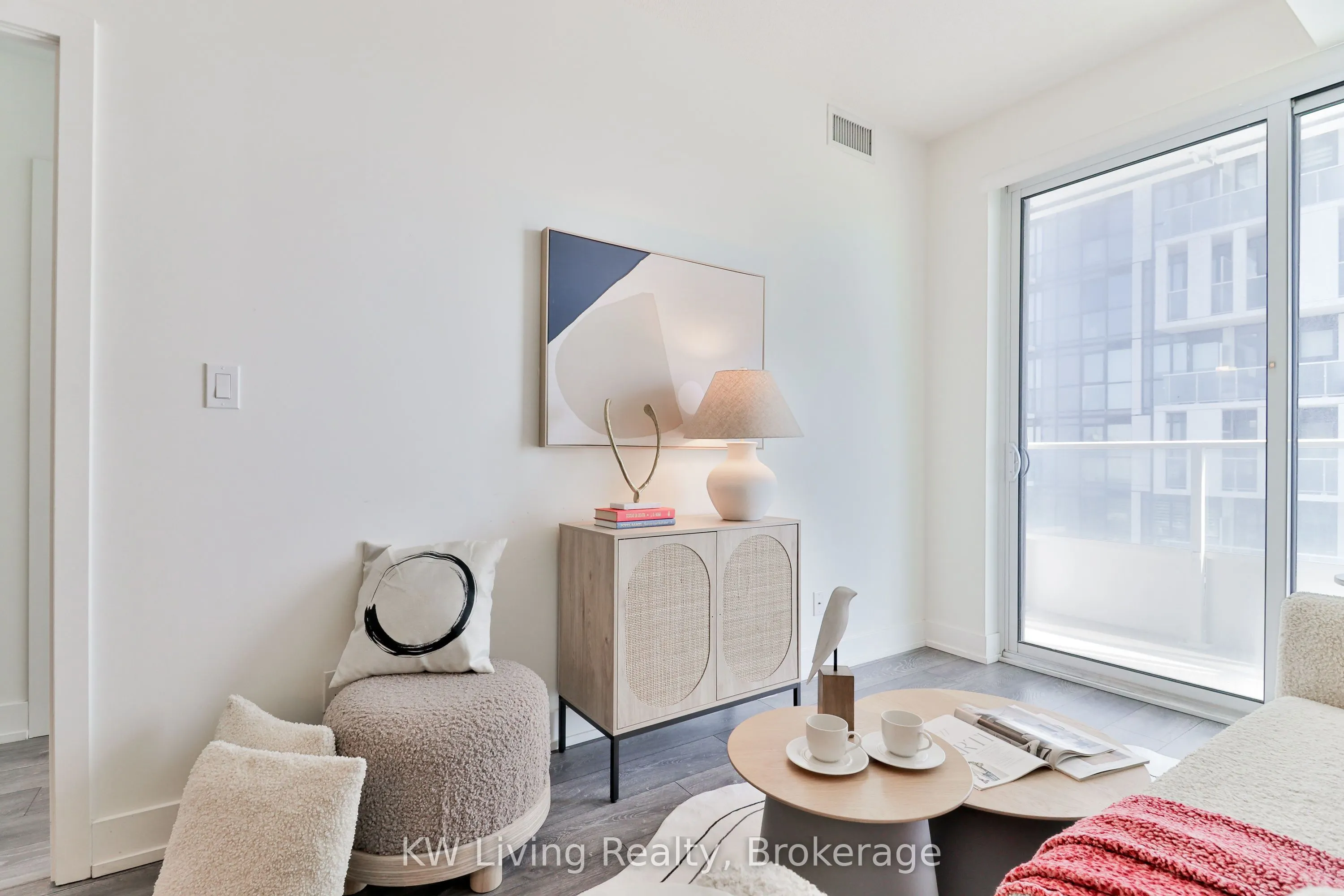 180 Fairview Mall Drive, #1210