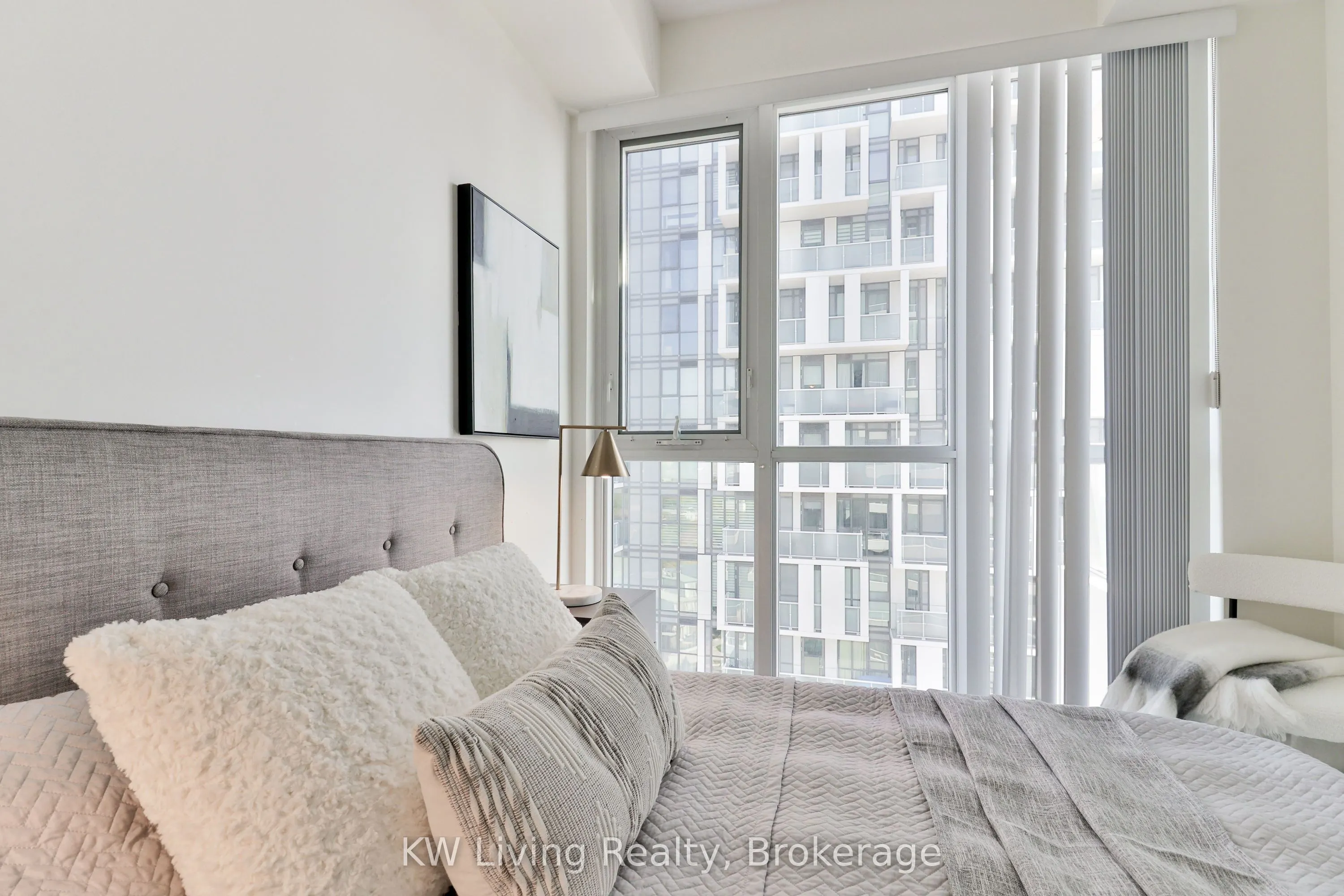 180 Fairview Mall Drive, #1210