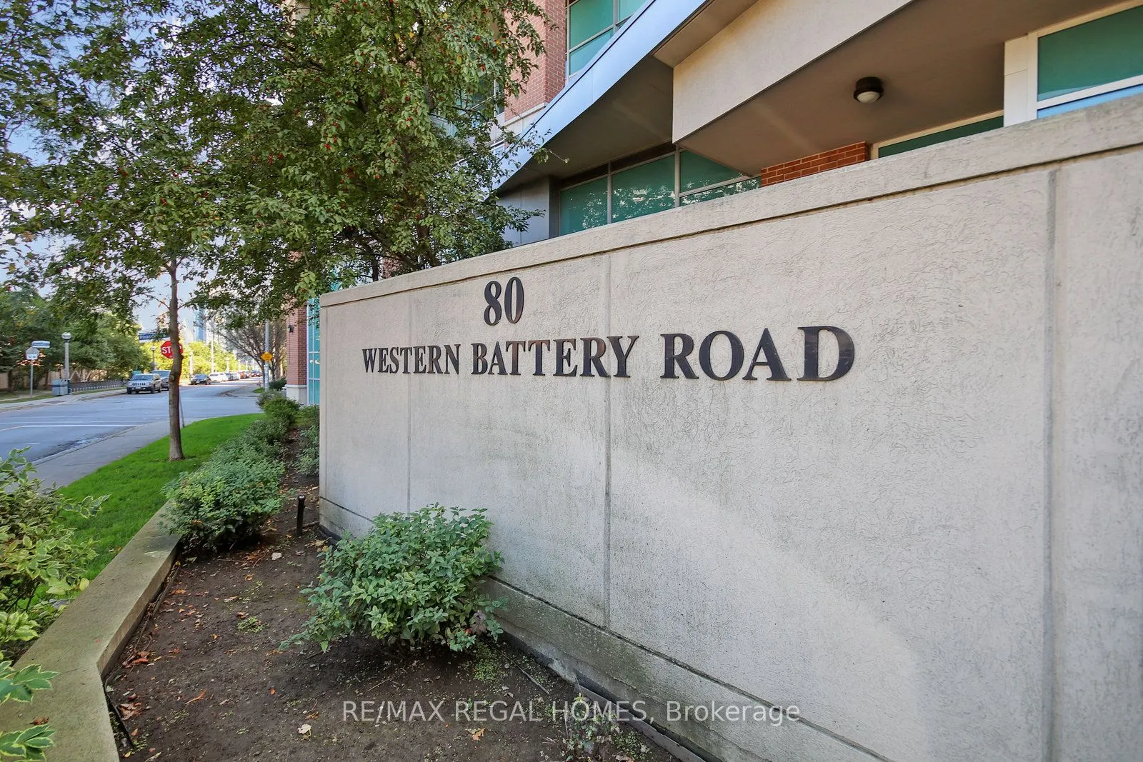 80 Western Battery Road, #1512
