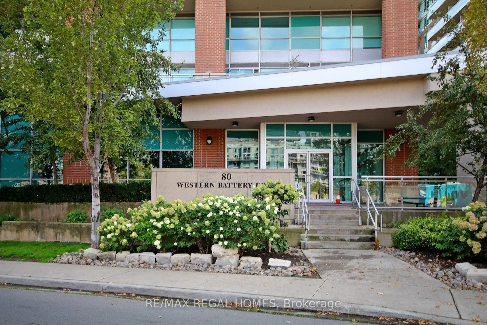 80 Western Battery Road, #1512