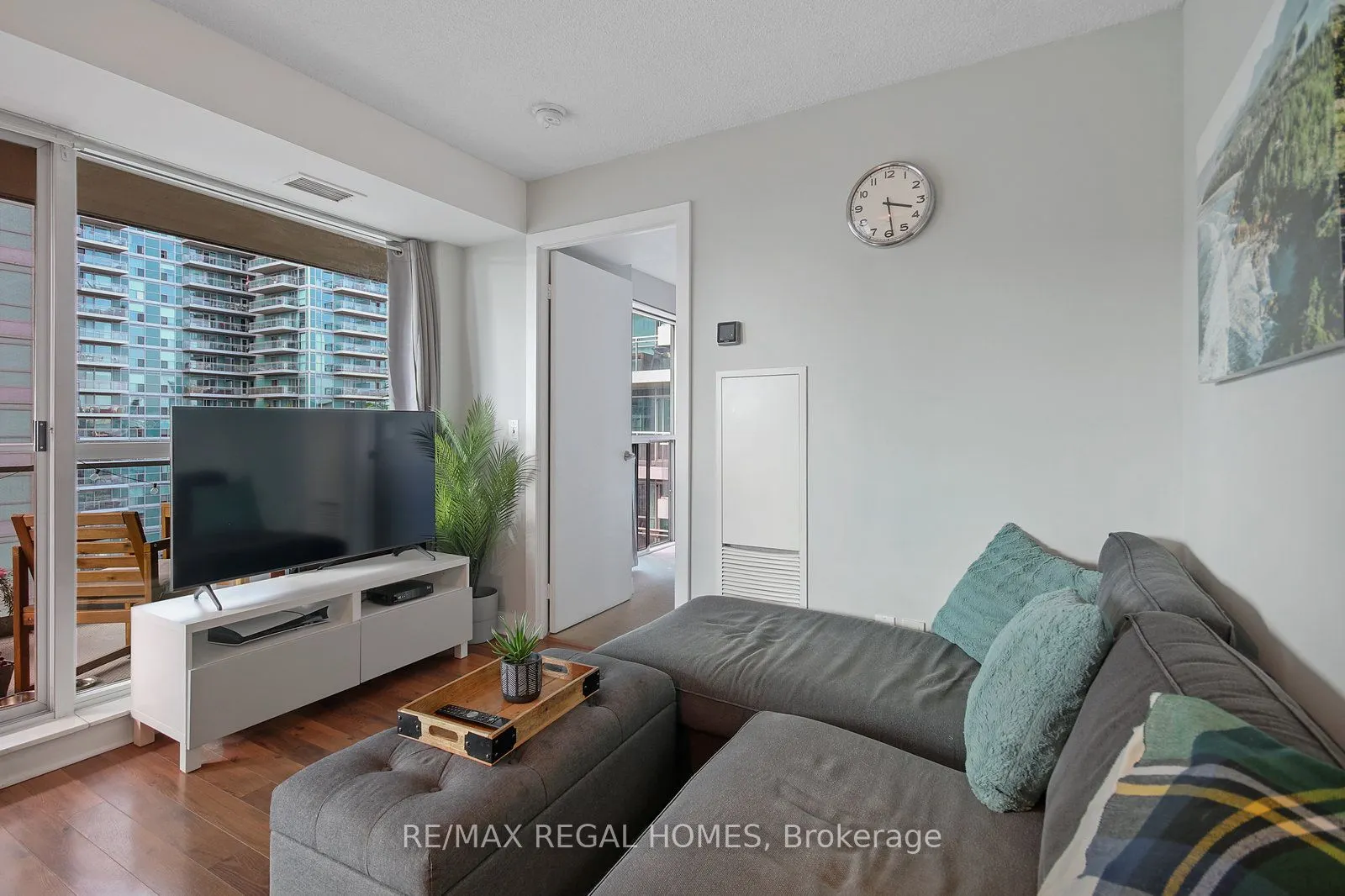80 Western Battery Road, #1512