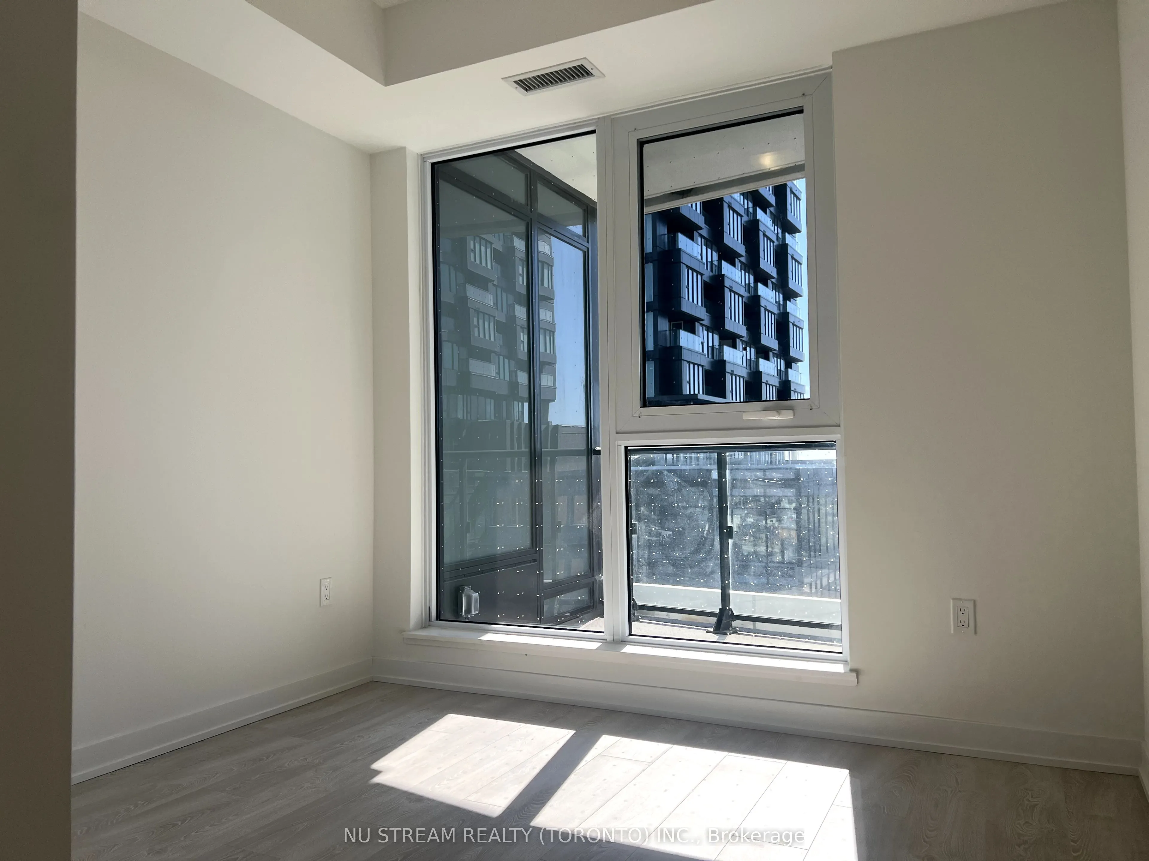 1 Kyle Lowry Road, #425