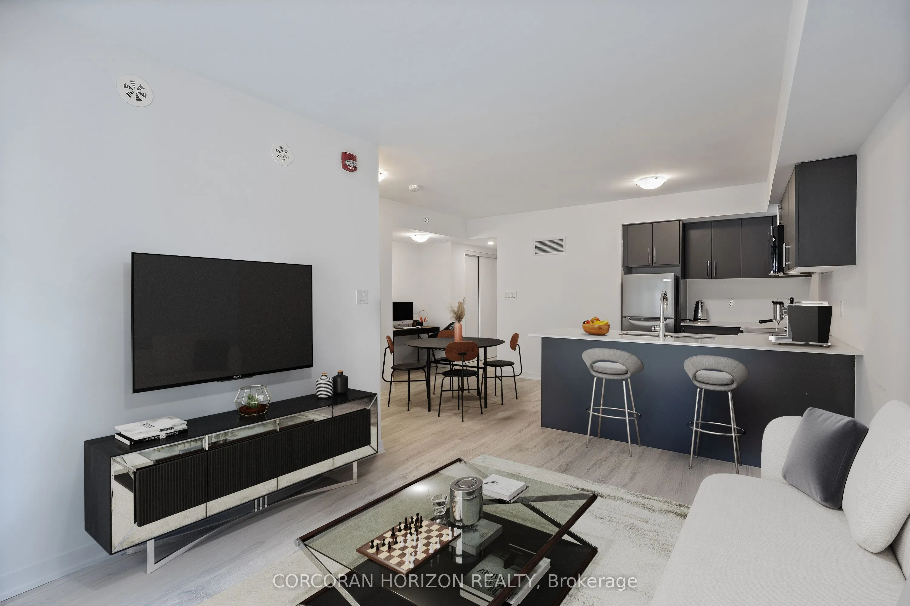 8 Marquette Avenue, #2