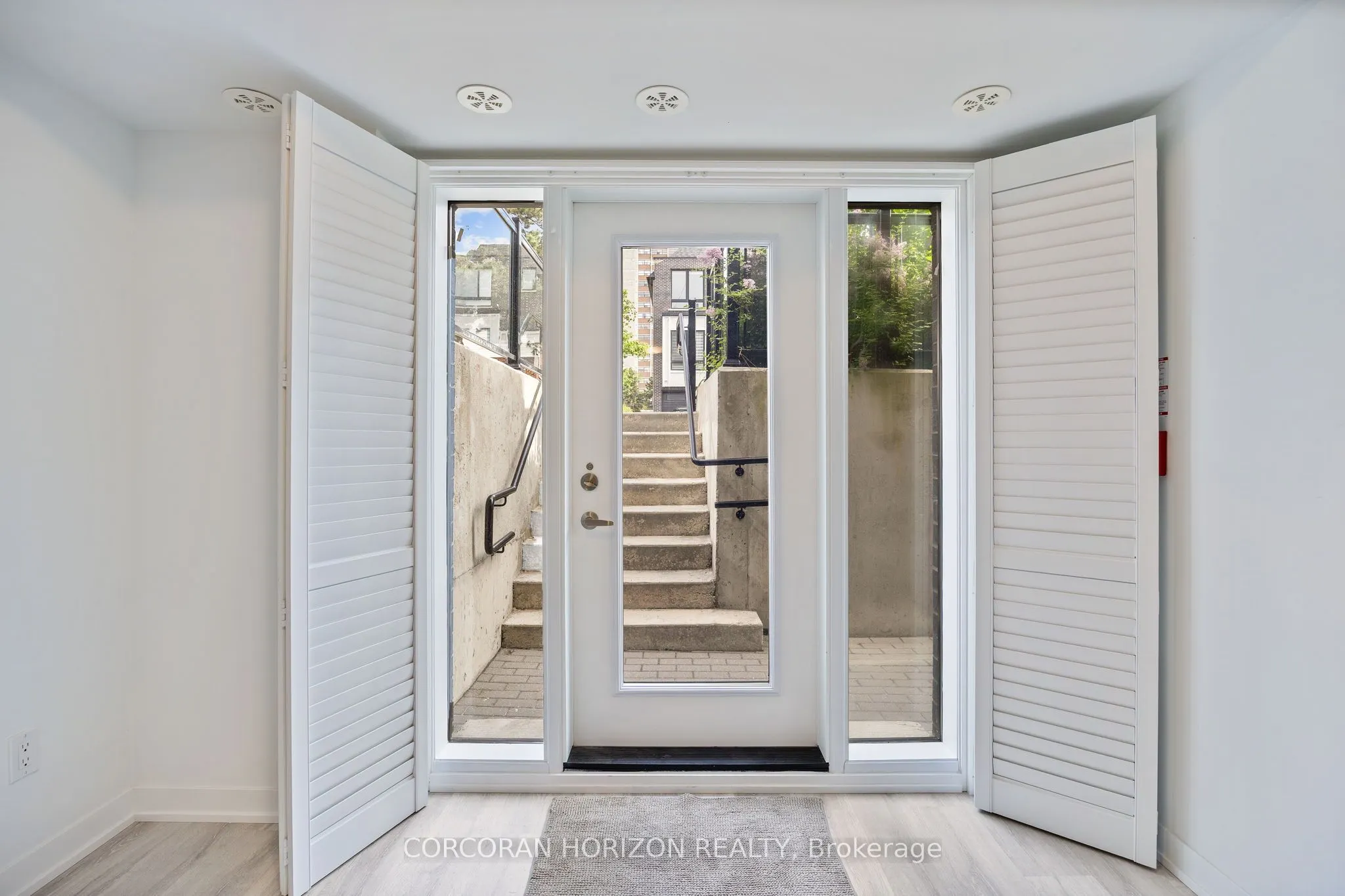 8 Marquette Avenue, #2