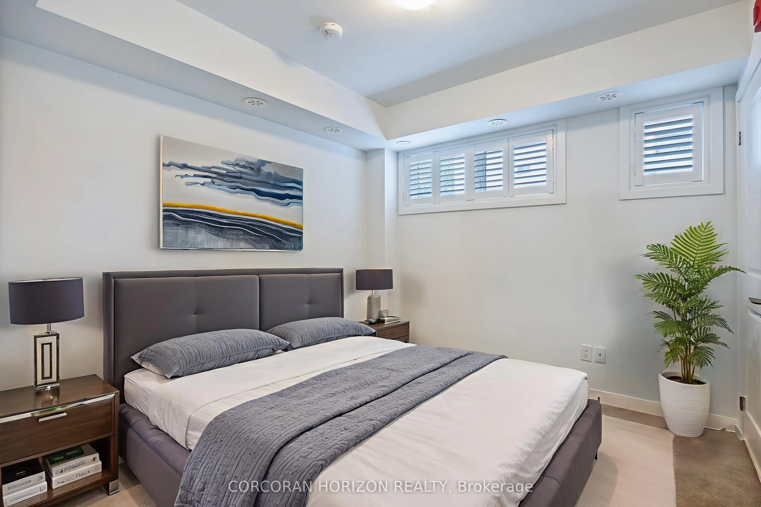 8 Marquette Avenue, #2