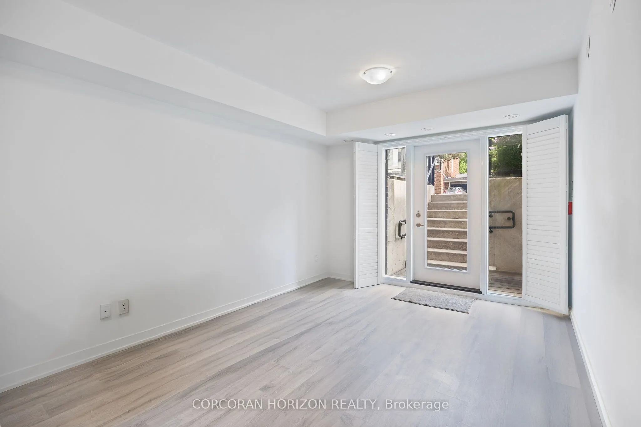 8 Marquette Avenue, #2