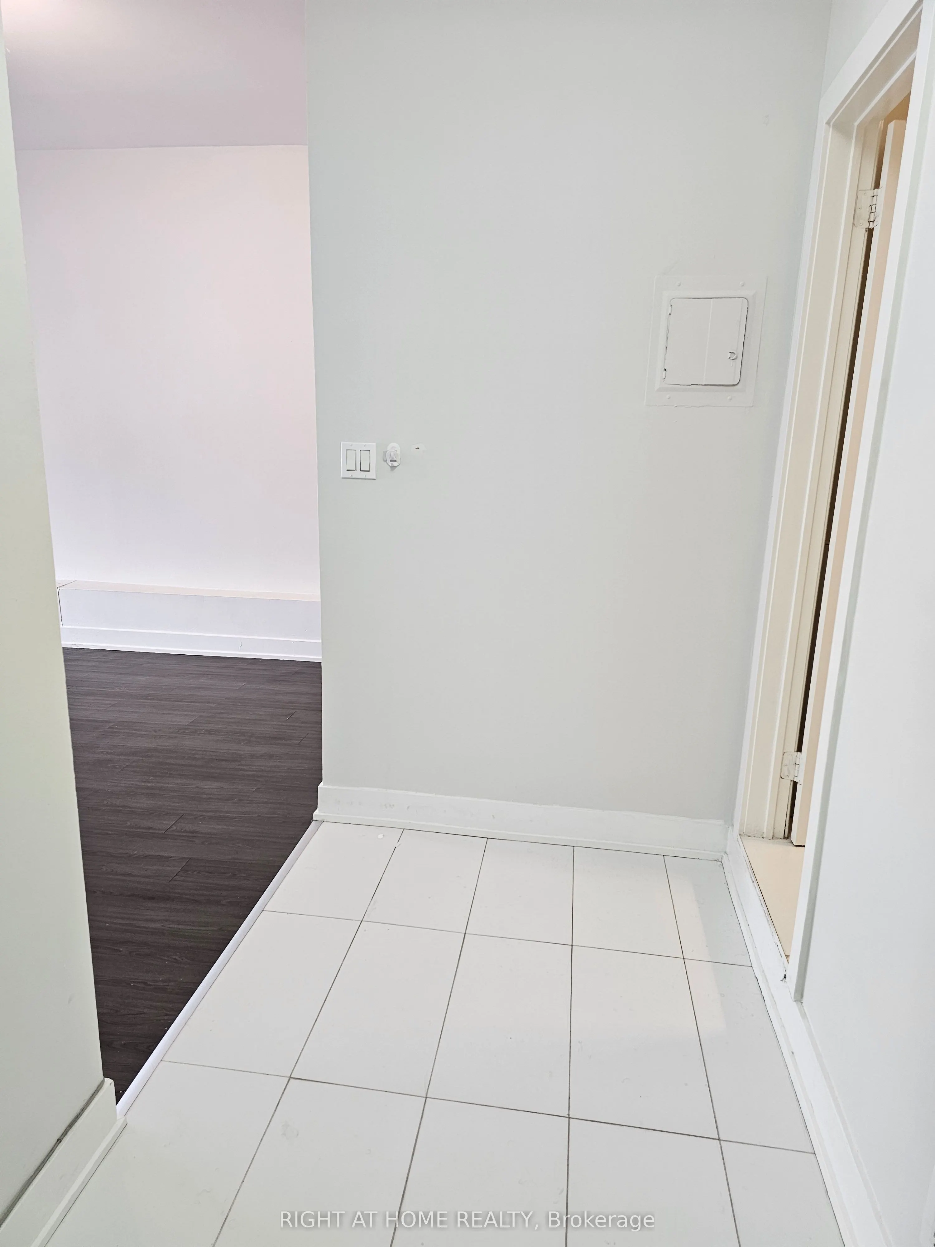 1807 Eglinton Avenue W, #201