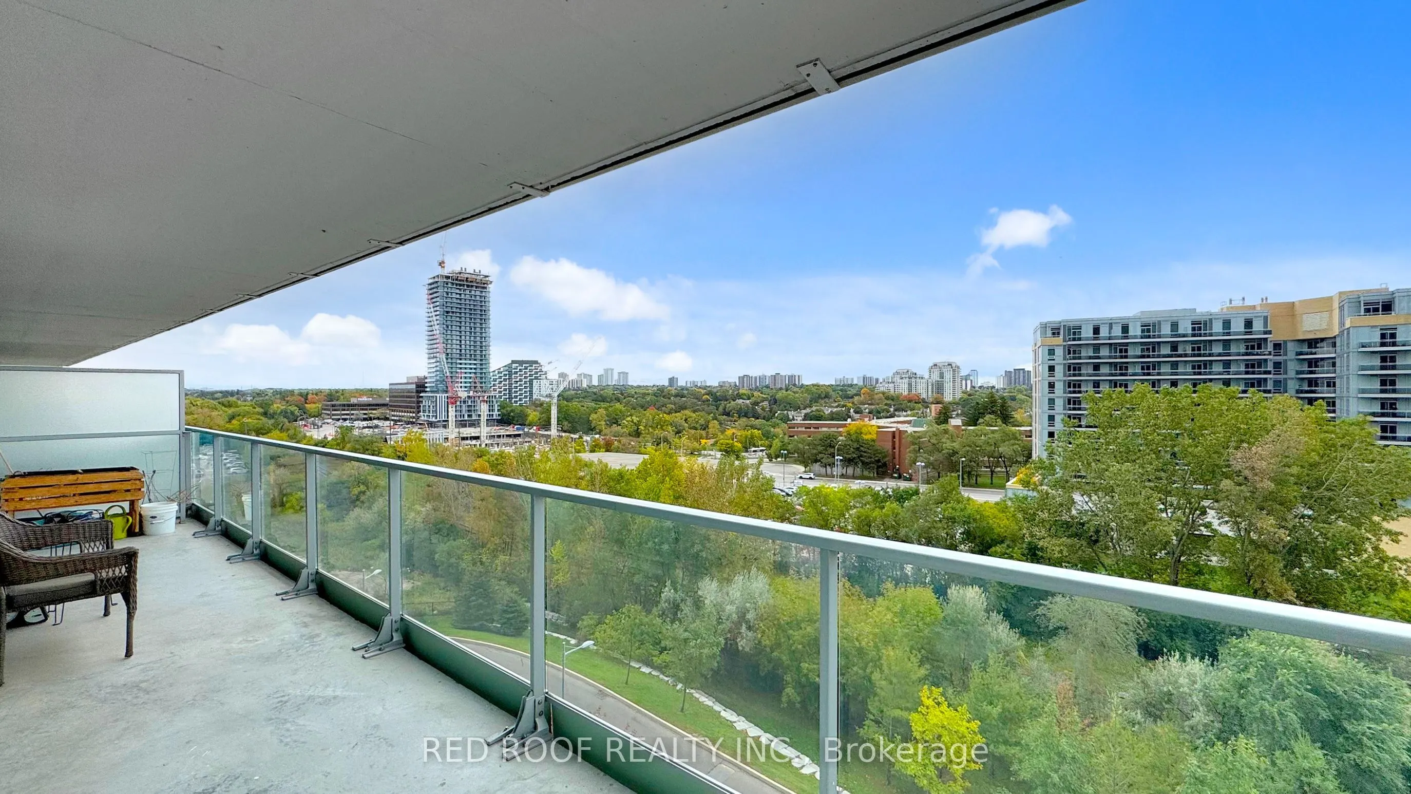33 Singer Court, #711