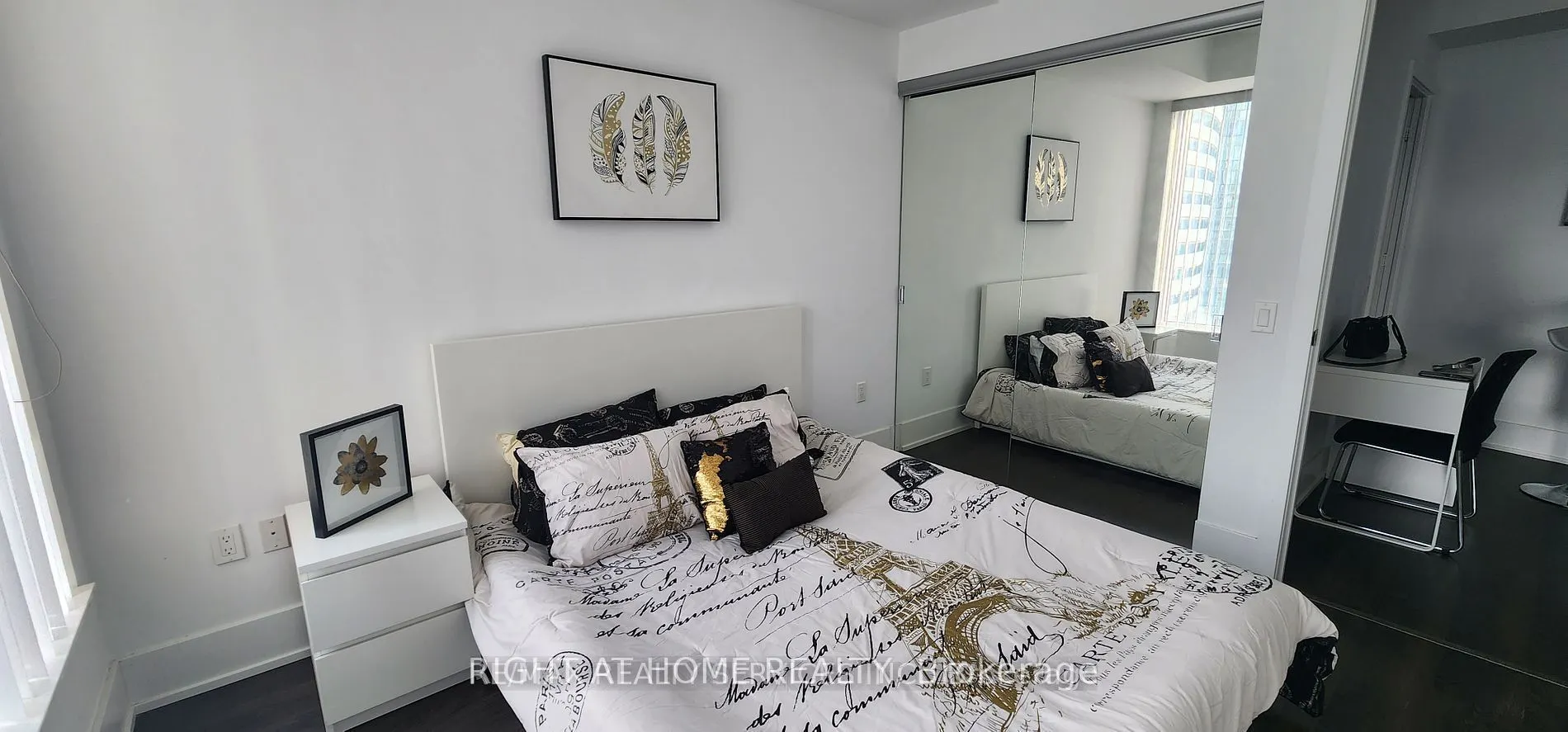10 York Street, #3712