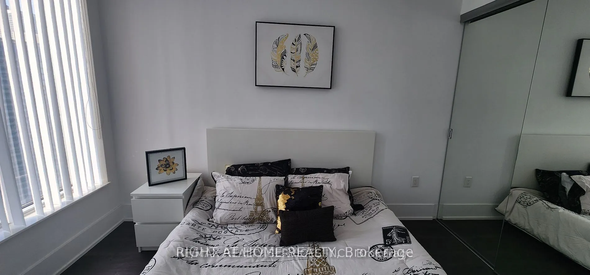 10 York Street, #3712