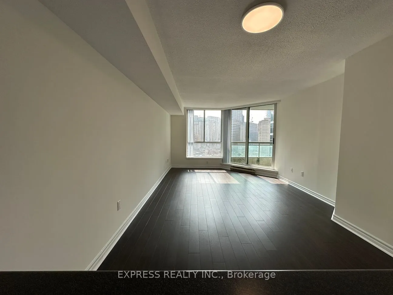38 Elm Street, #1212