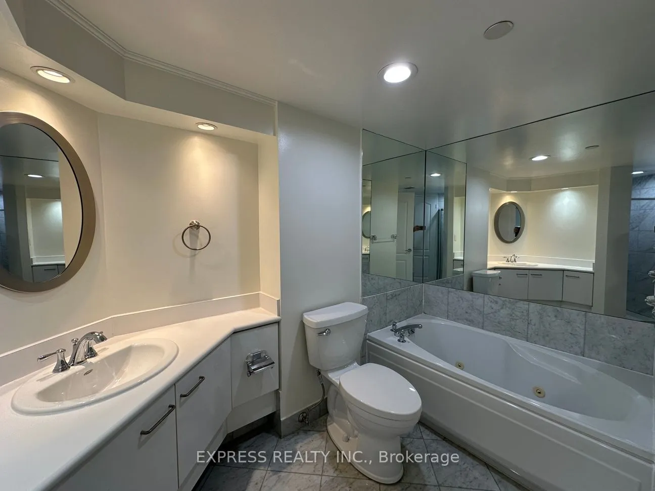 38 Elm Street, #1212