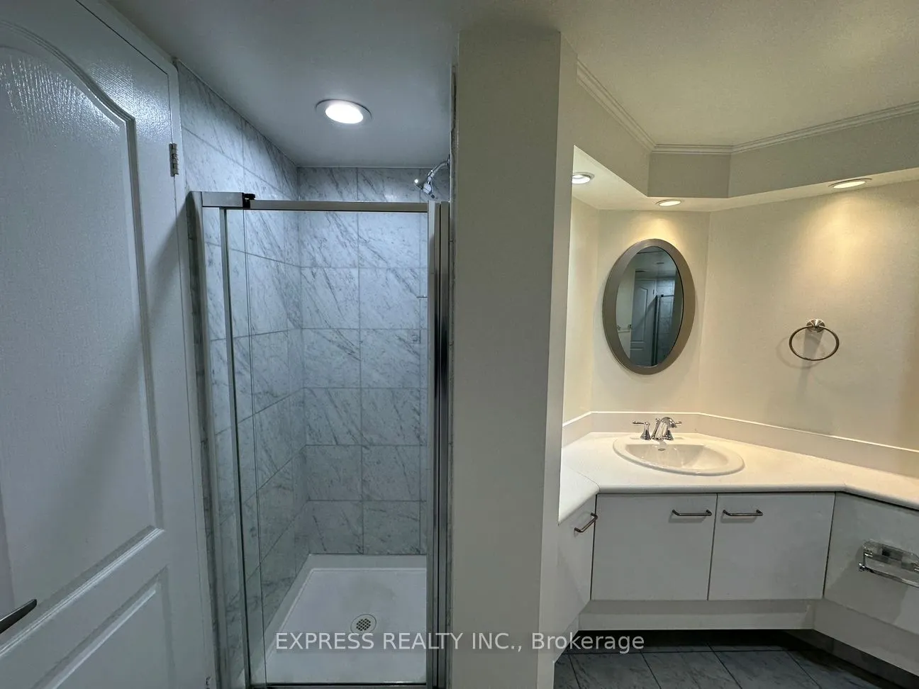 38 Elm Street, #1212