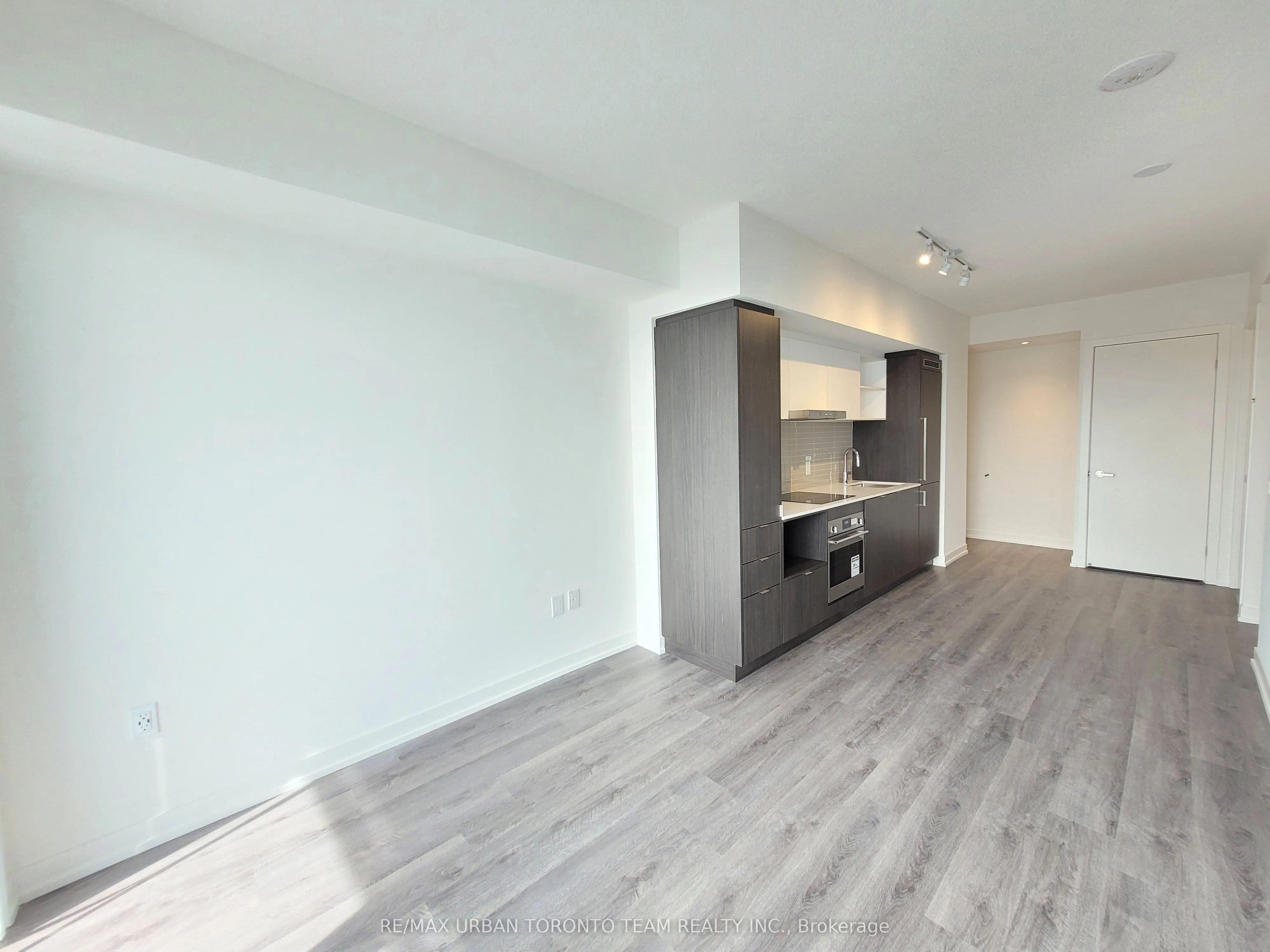 138 Downes Street, #3309