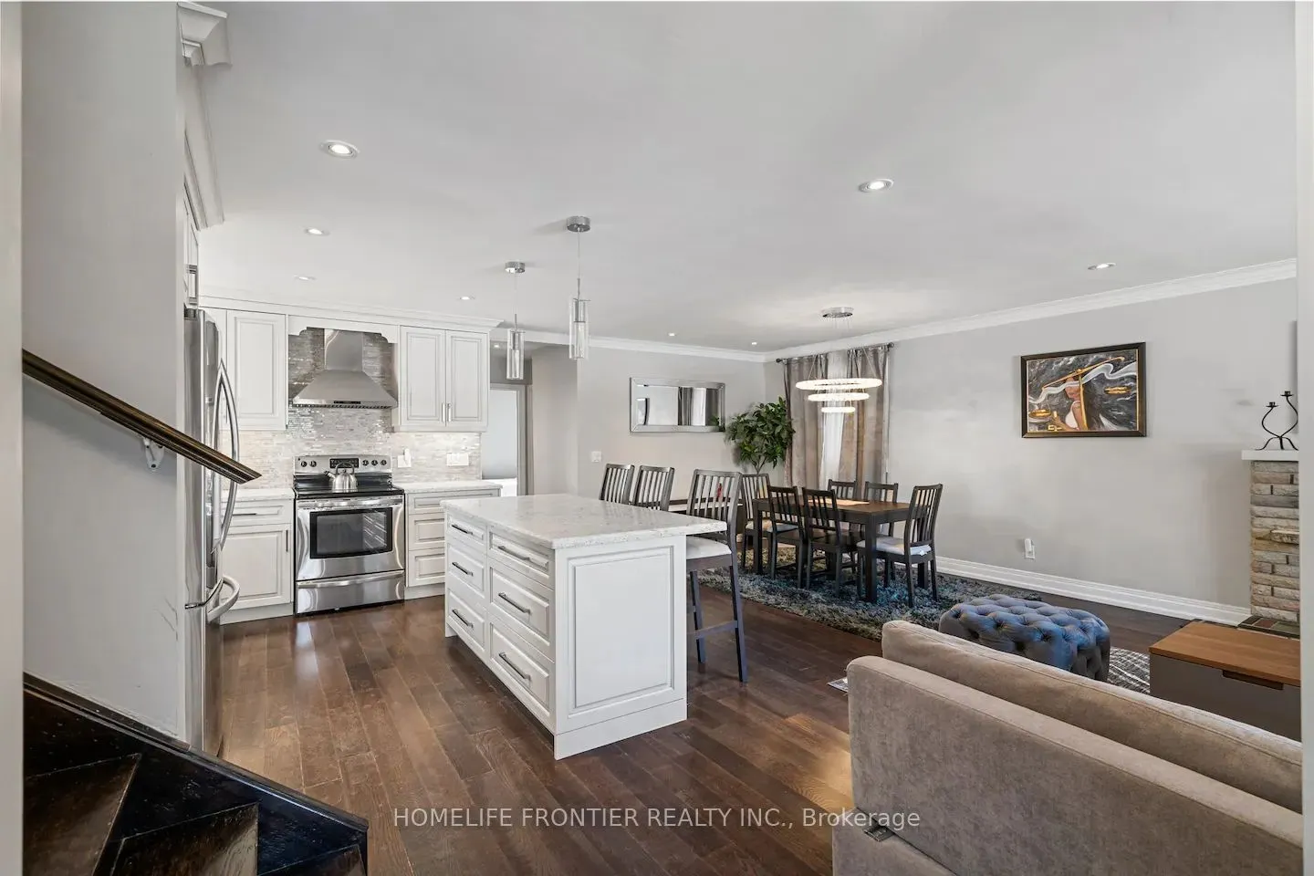 289 Burnett Avenue, #Main Floor