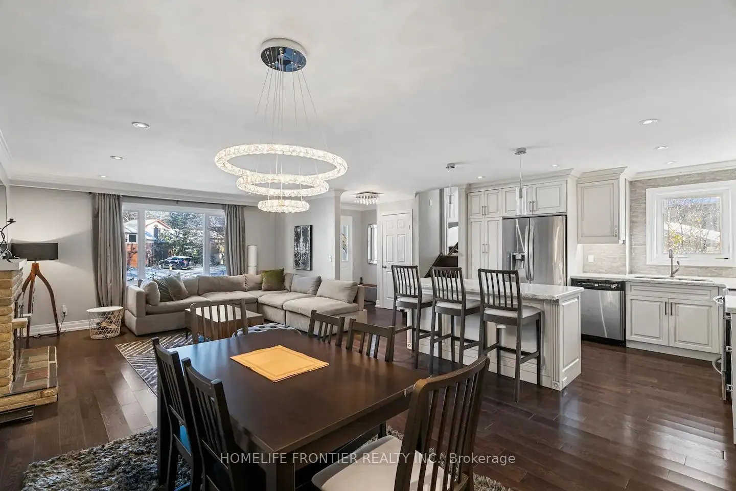 289 Burnett Avenue, #Main Floor