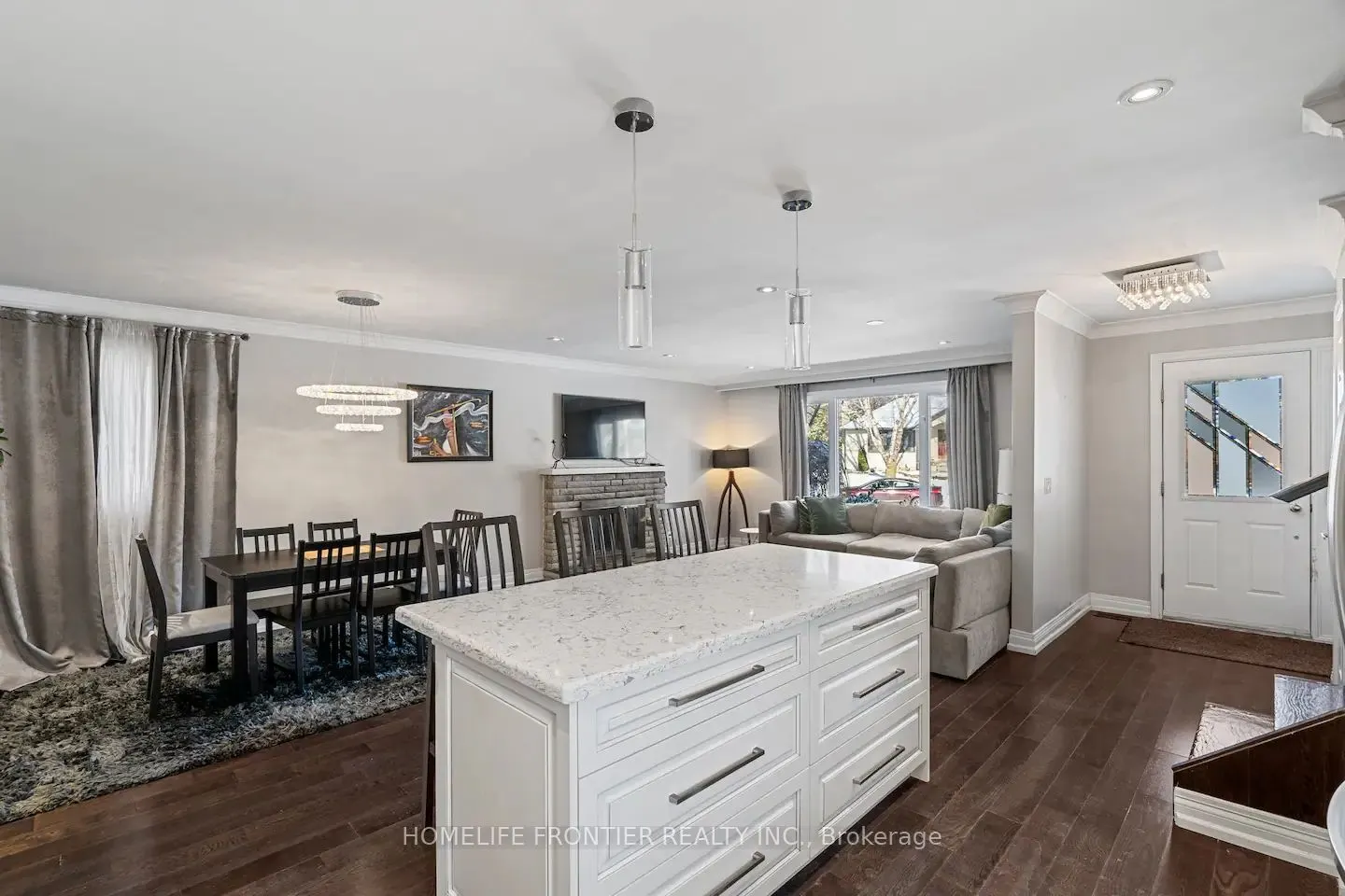 289 Burnett Avenue, #Main Floor