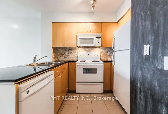 373 Front Street, #2512