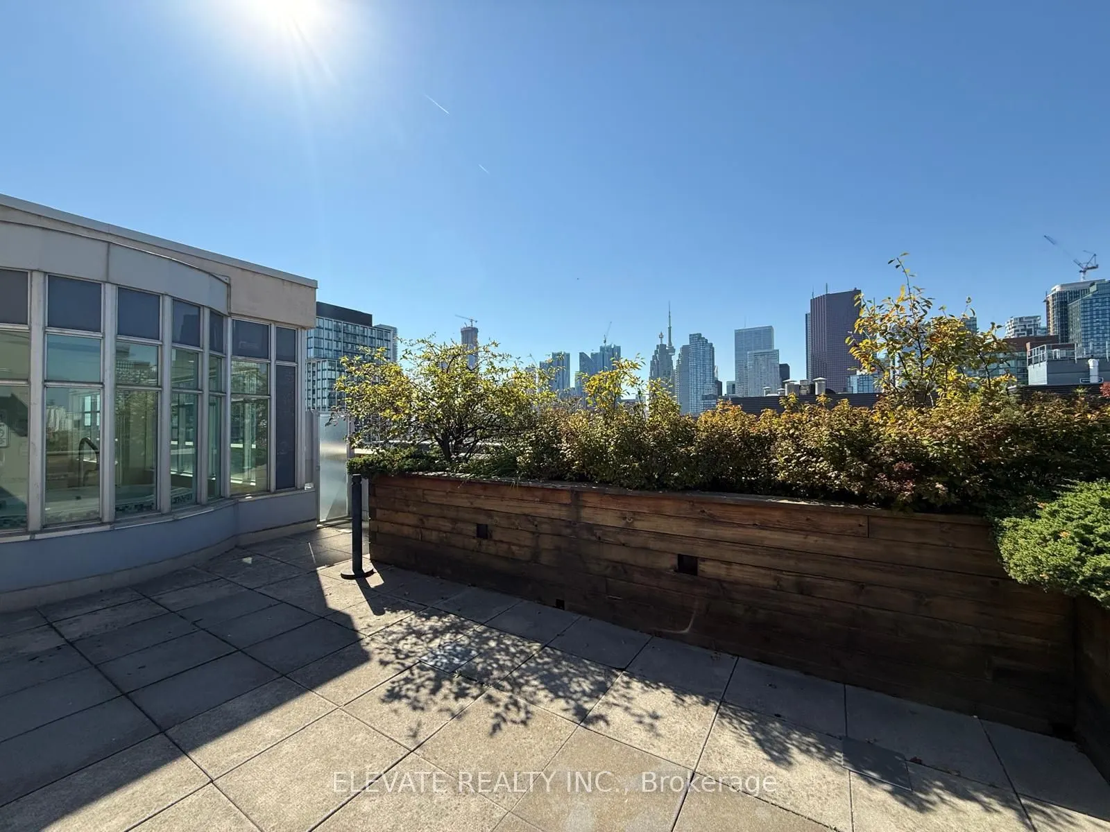 230 King Street E, #1216