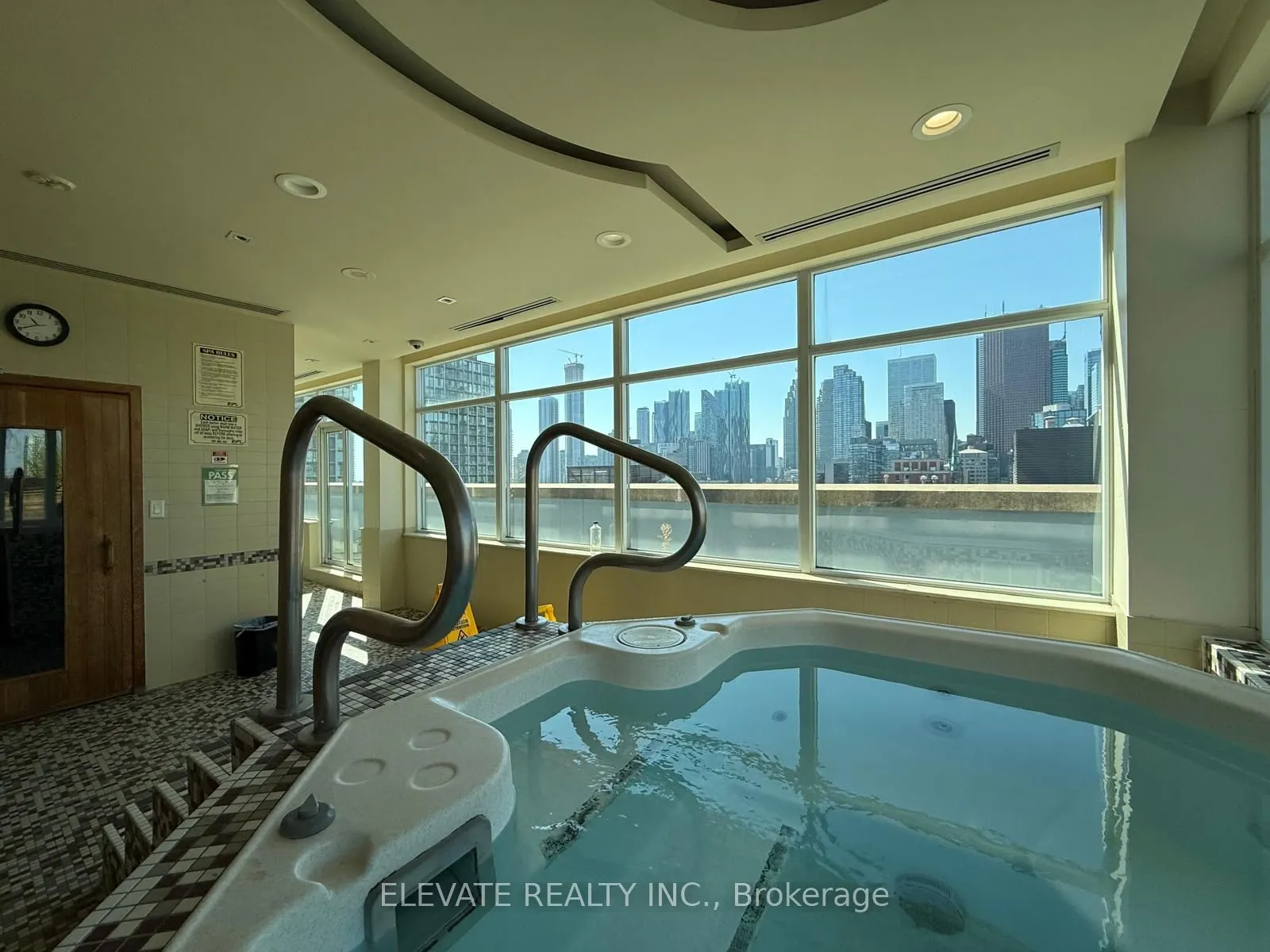 230 King Street E, #1216