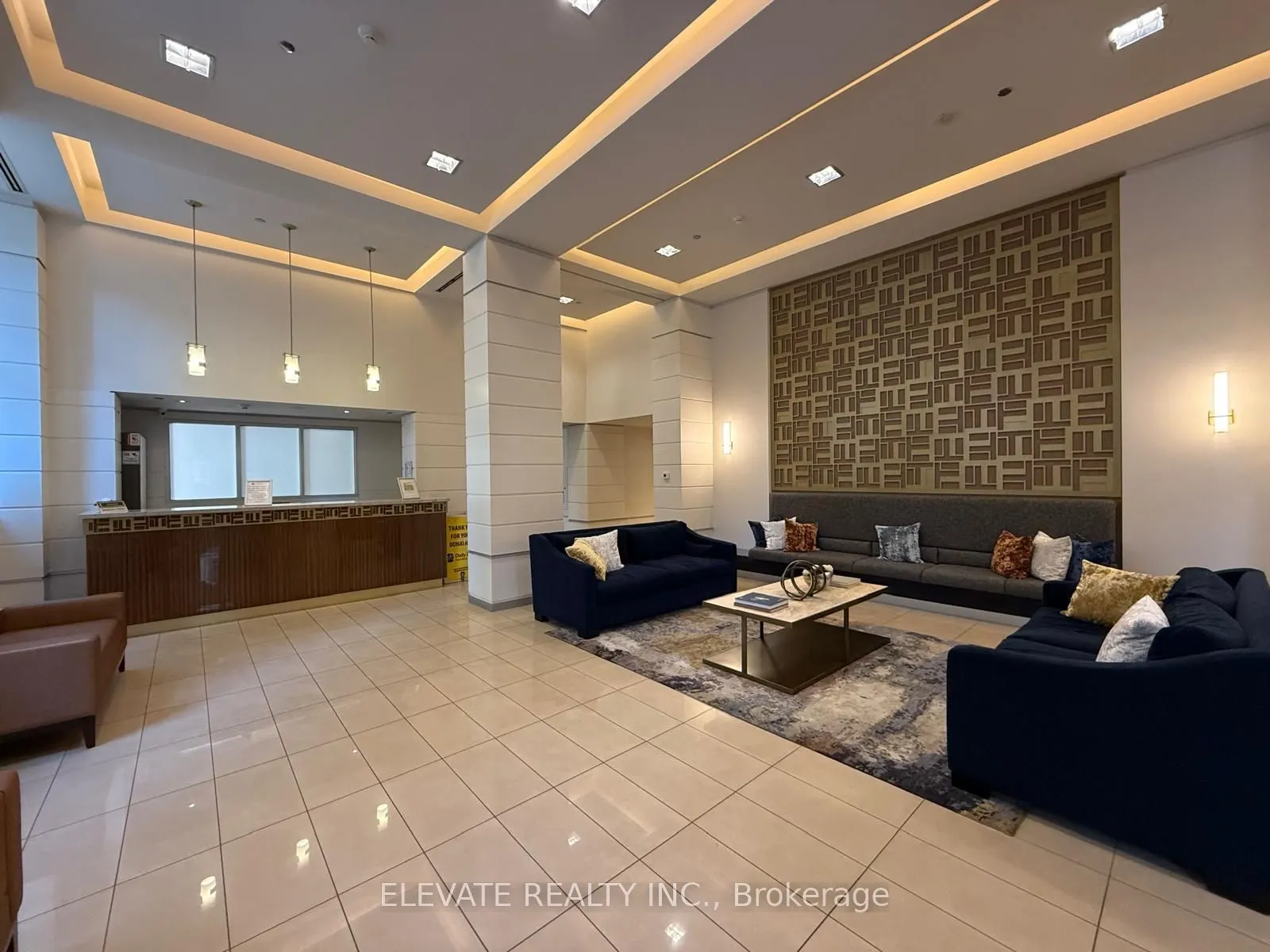 230 King Street E, #1216