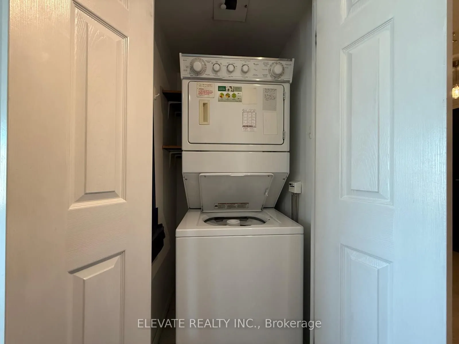 230 King Street E, #1216