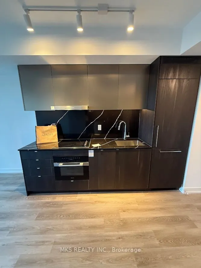 771 Yonge Street, #1507
