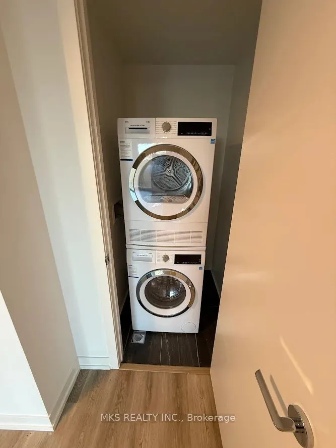 771 Yonge Street, #1507