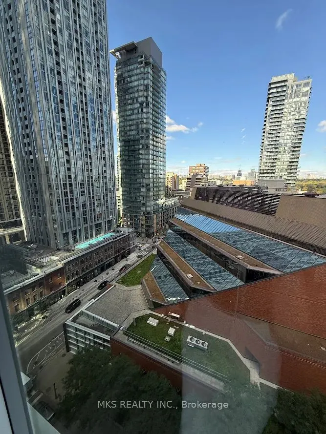 771 Yonge Street, #1507