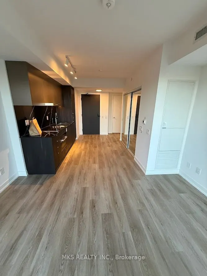 771 Yonge Street, #1507