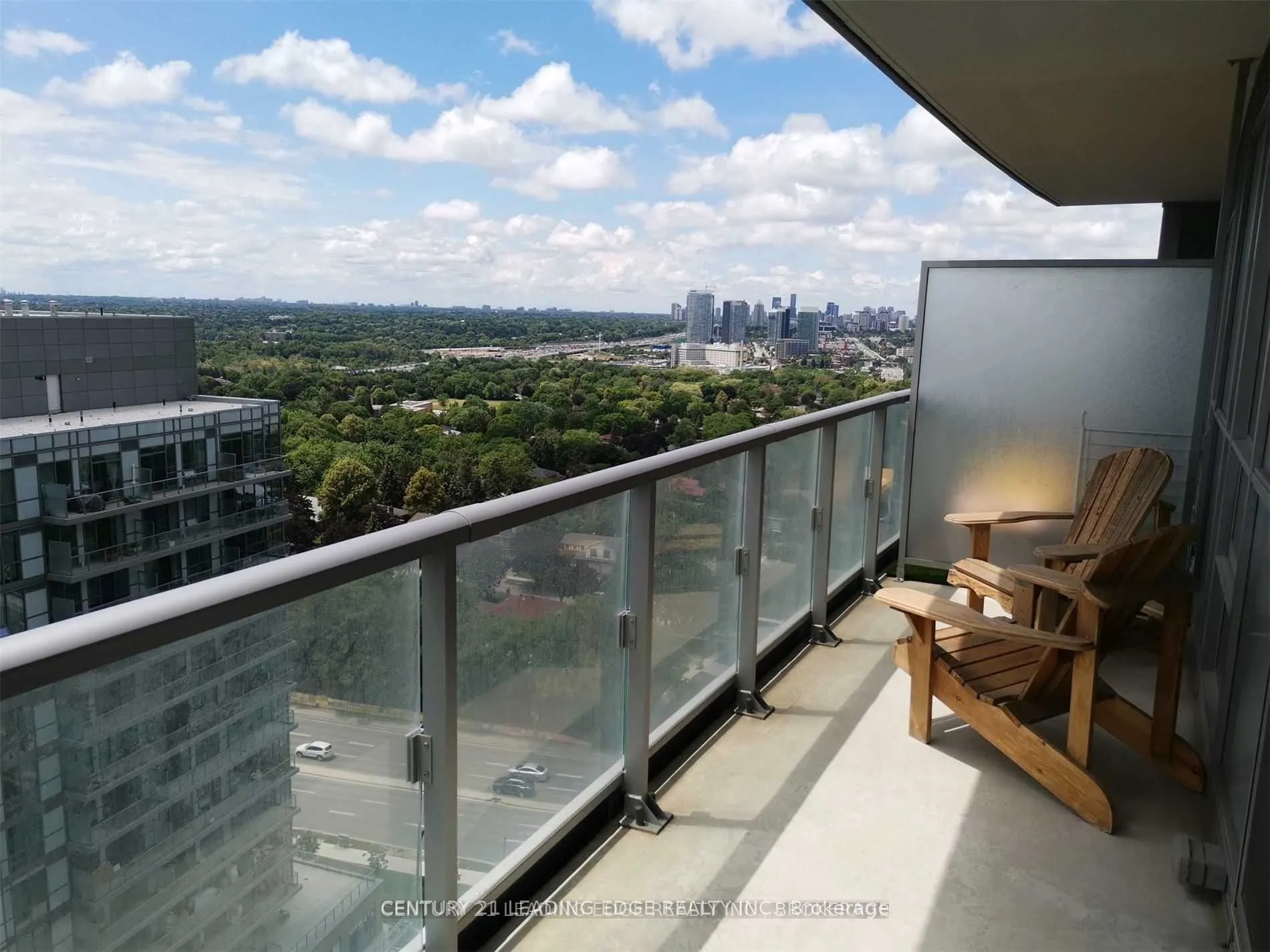 62 Forest Manor Road, #1507