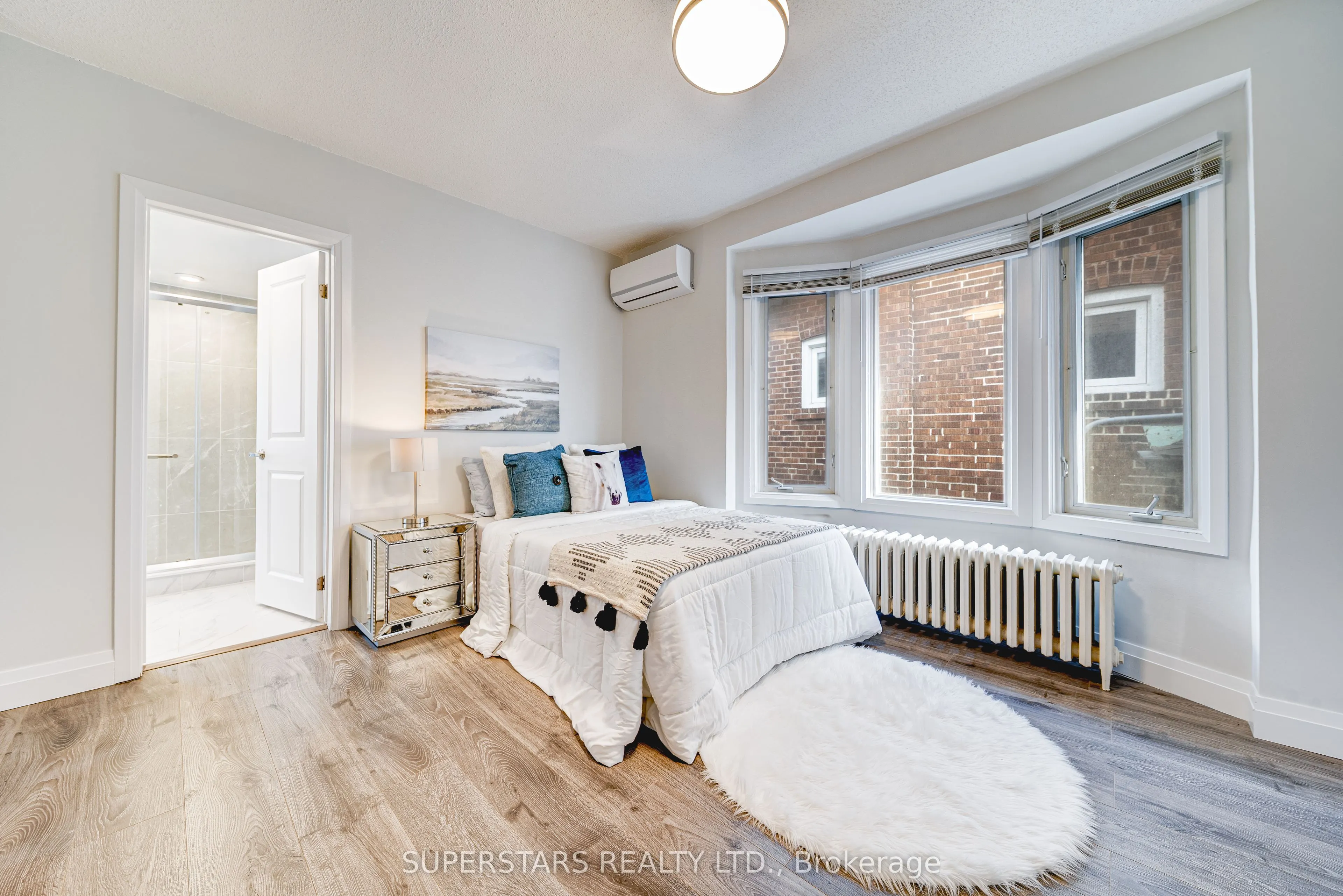 179 Oakwood Avenue