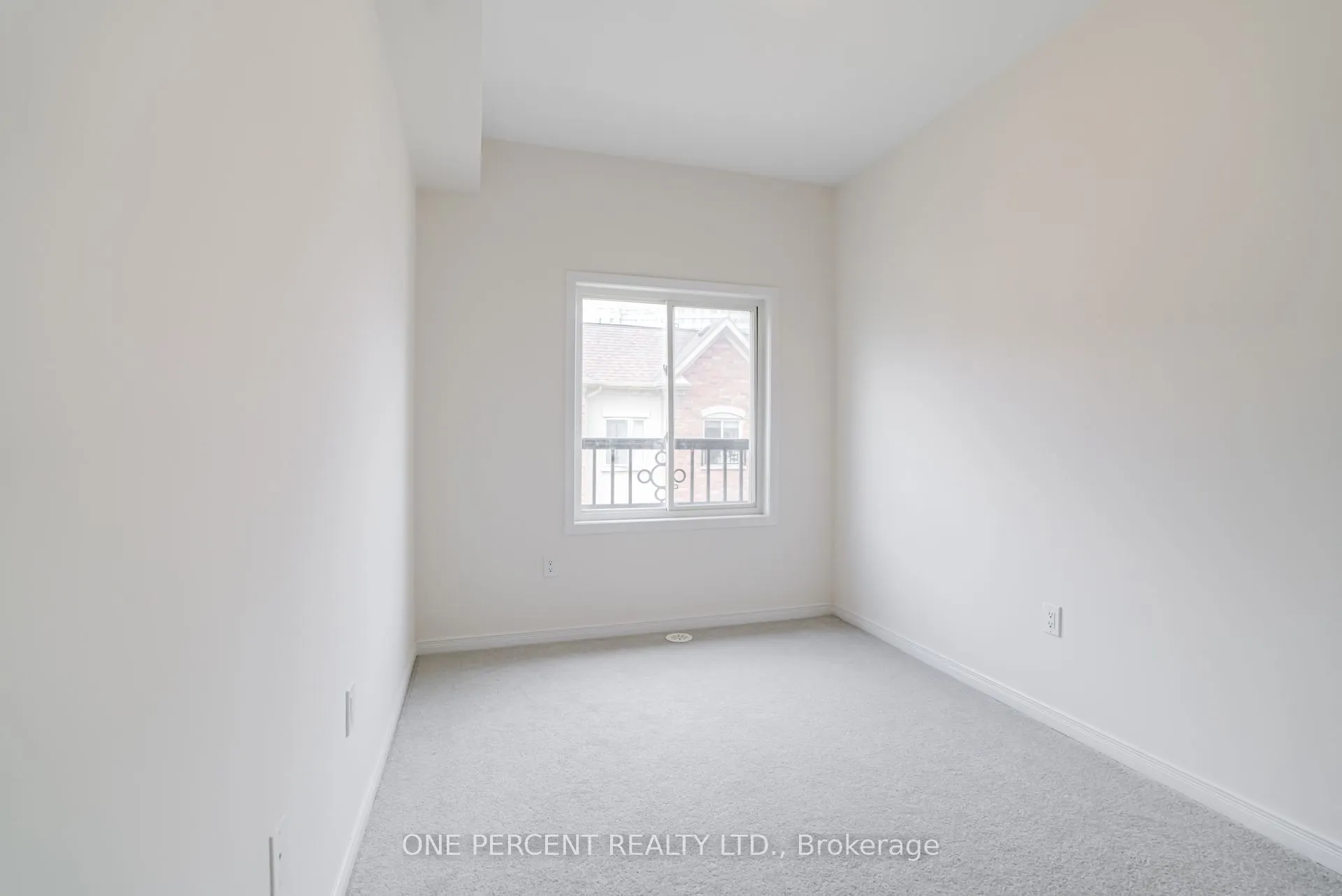 25 Coneflower Crescent, #12