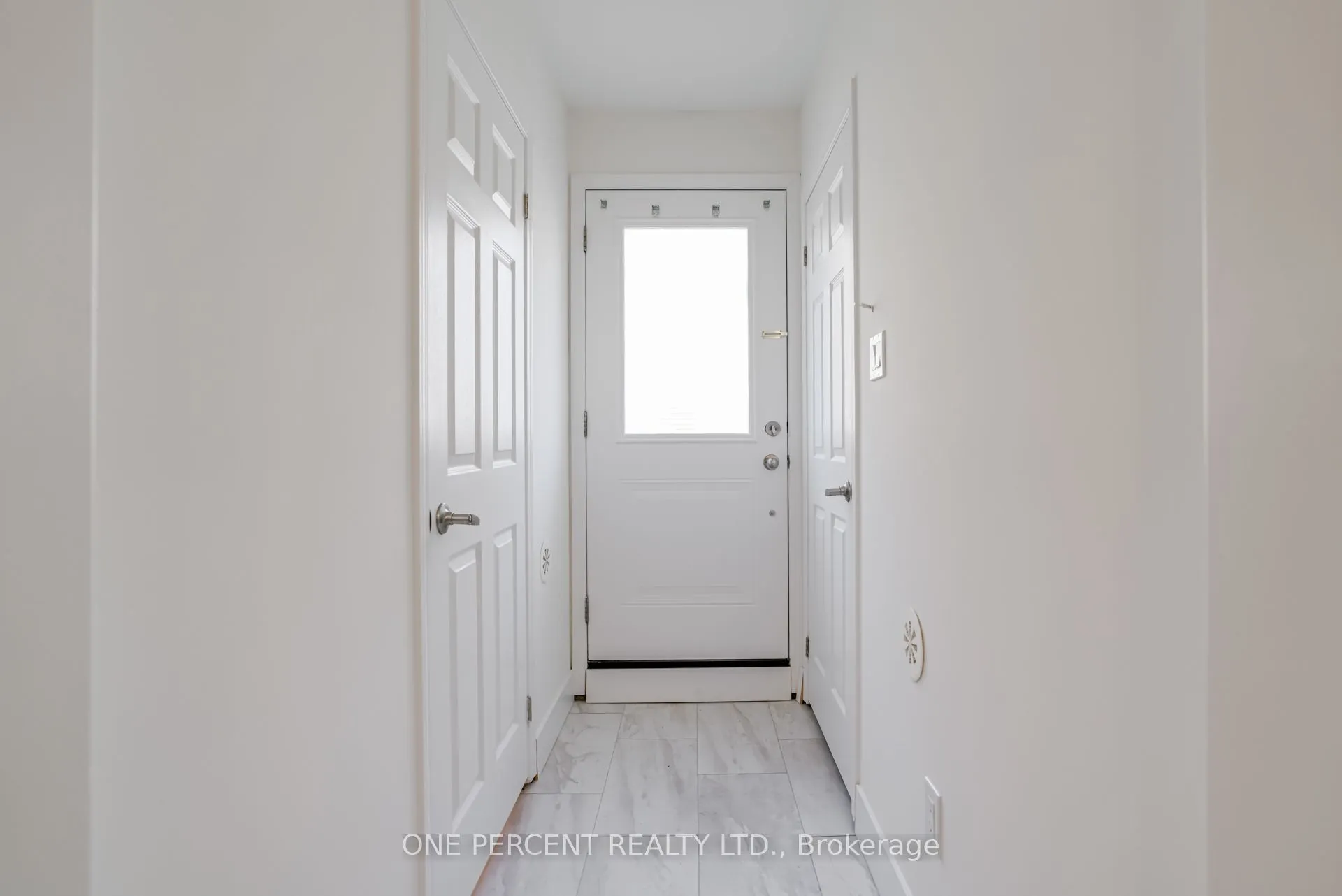25 Coneflower Crescent, #12