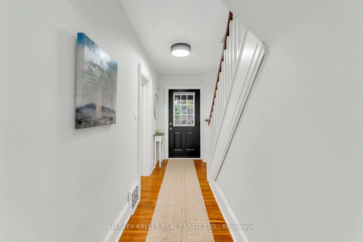 89 Lawrence Avenue W
