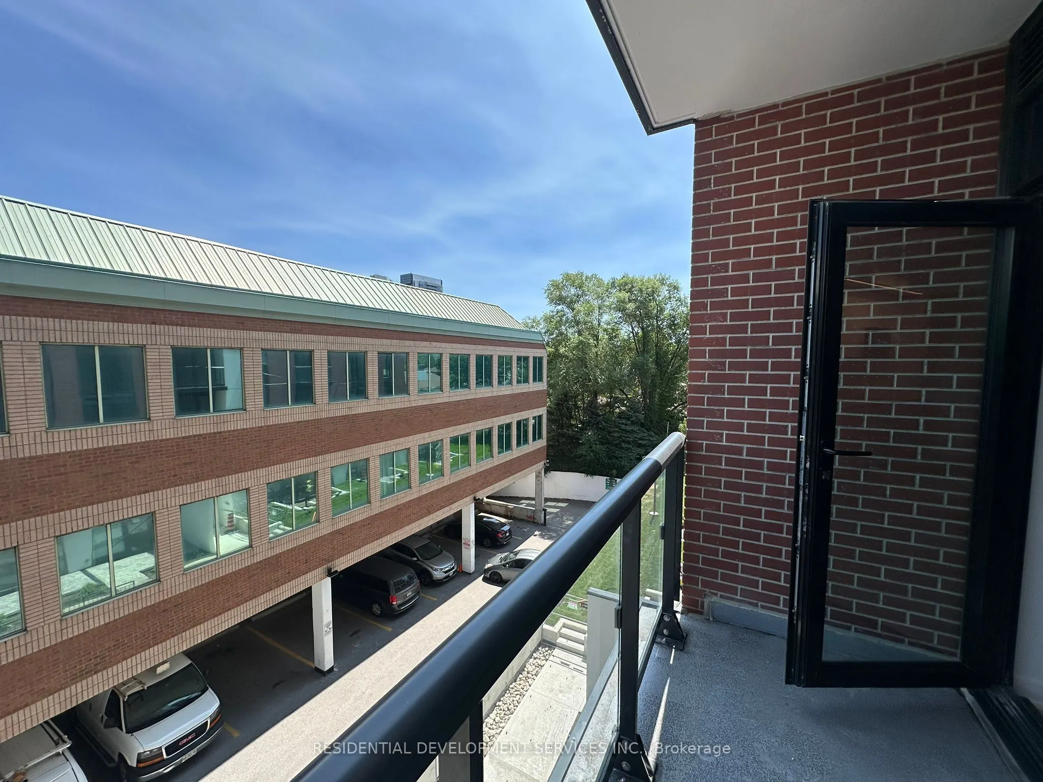 699 Sheppard Avenue E, #303