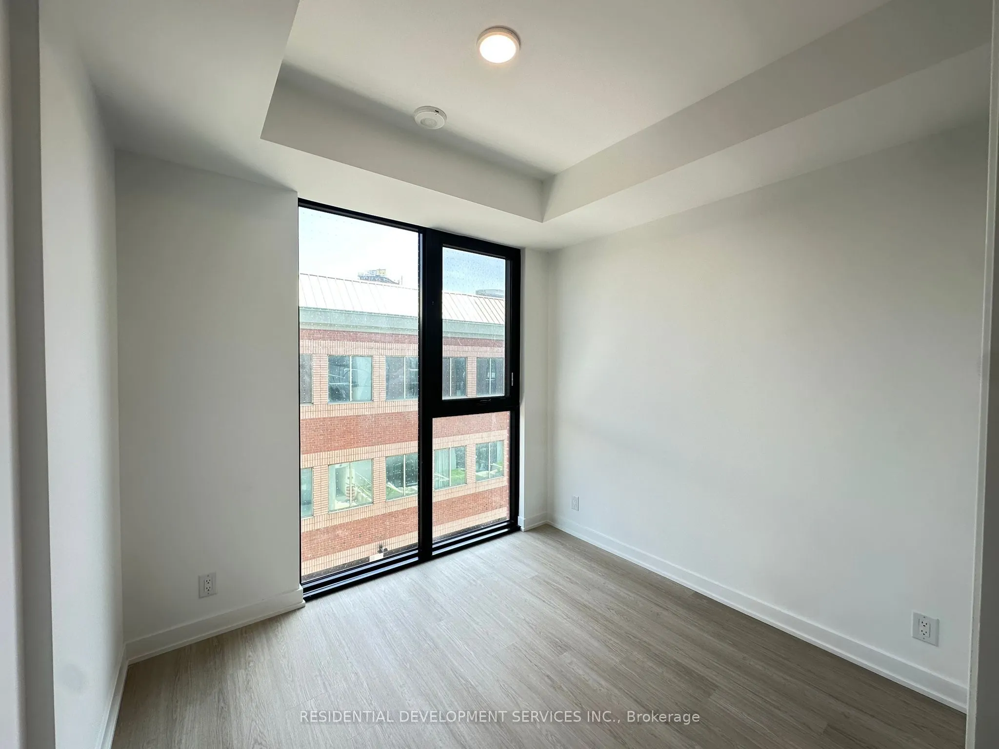 699 Sheppard Avenue E, #303
