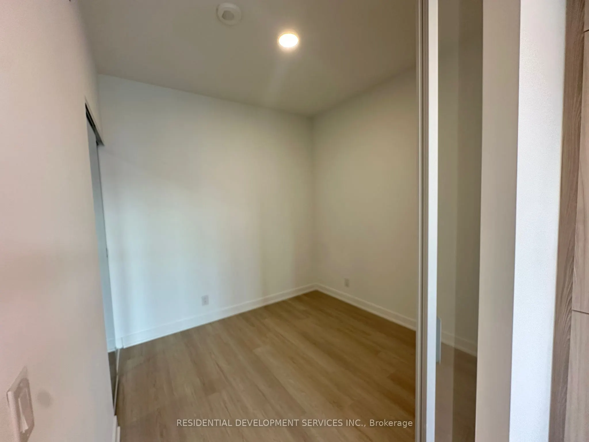 699 Sheppard Avenue E, #303