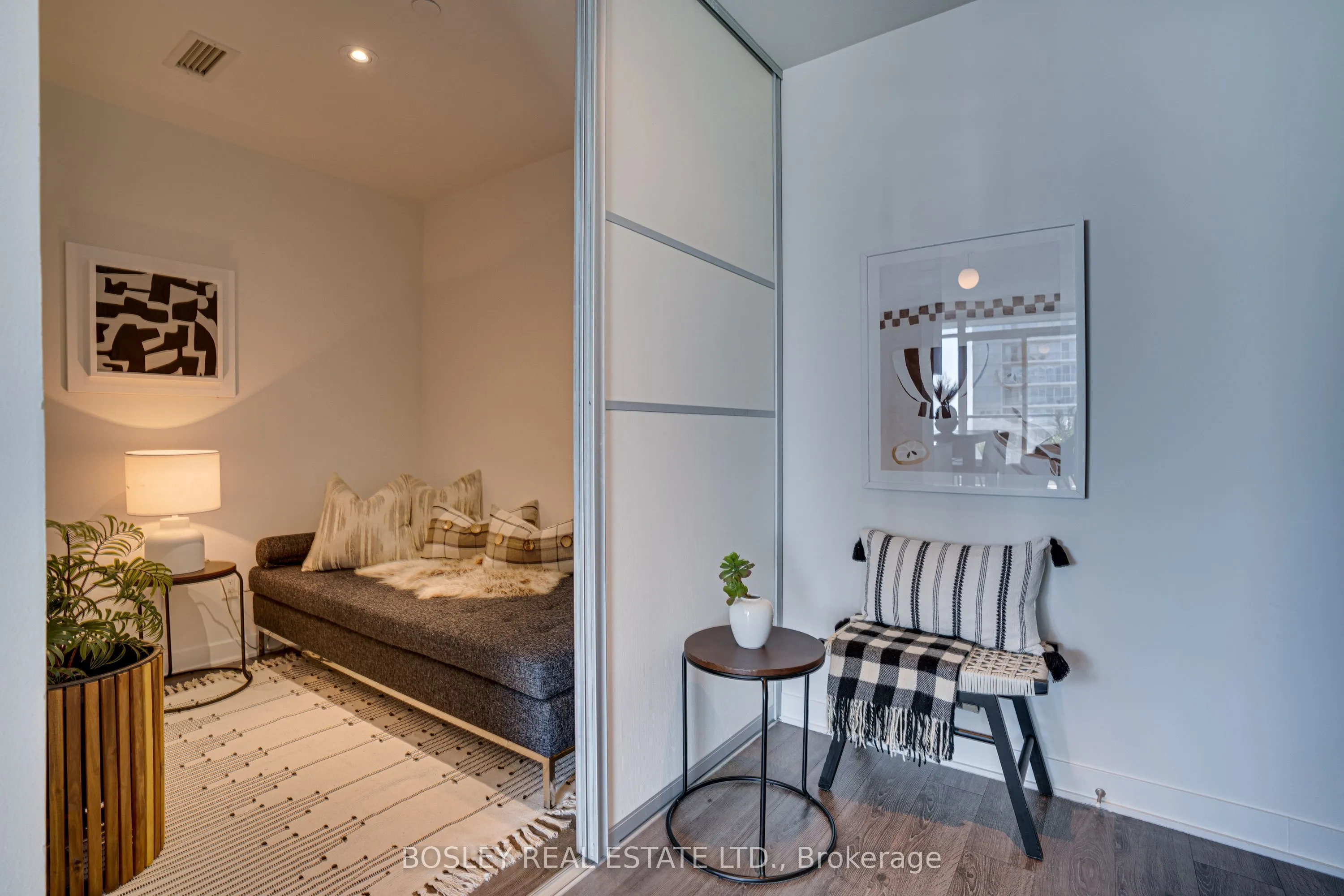 70 Queens Wharf Road, #3315