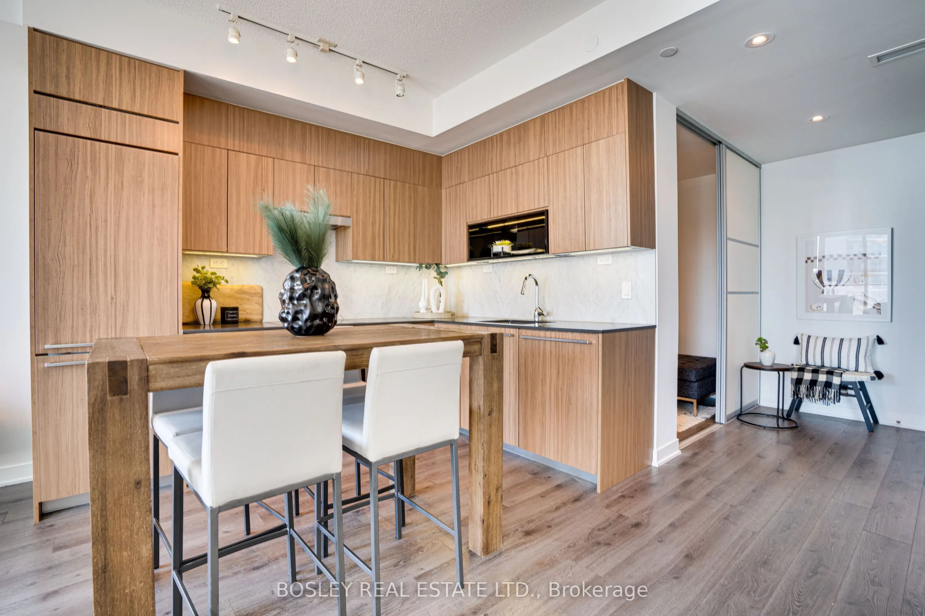 70 Queens Wharf Road, #3315