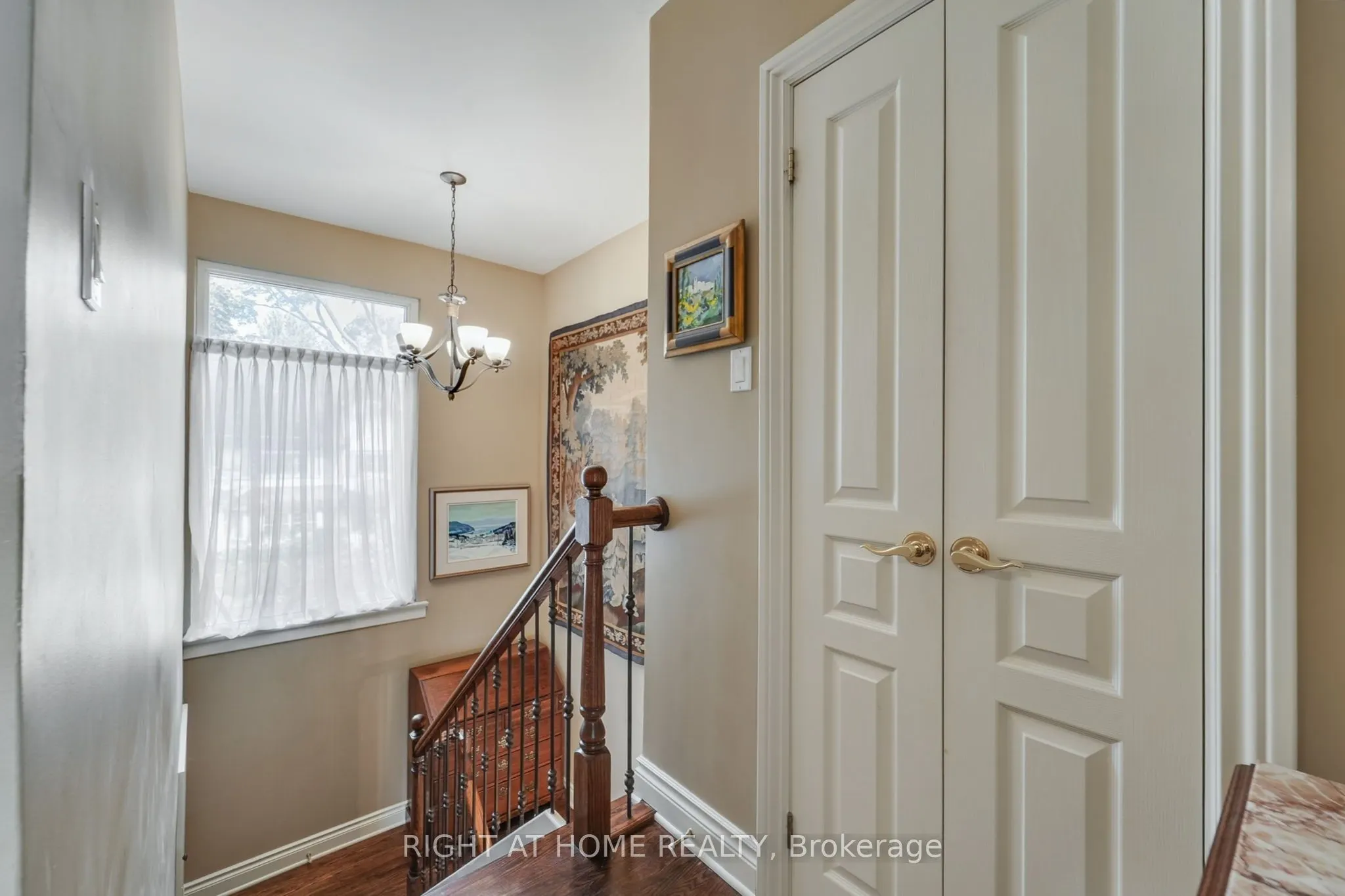 25 Clarendon Avenue
