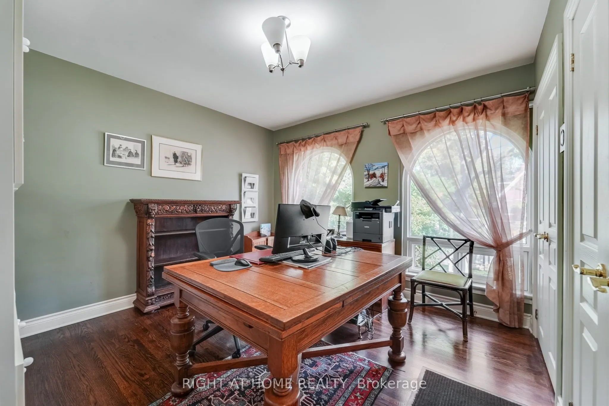 25 Clarendon Avenue